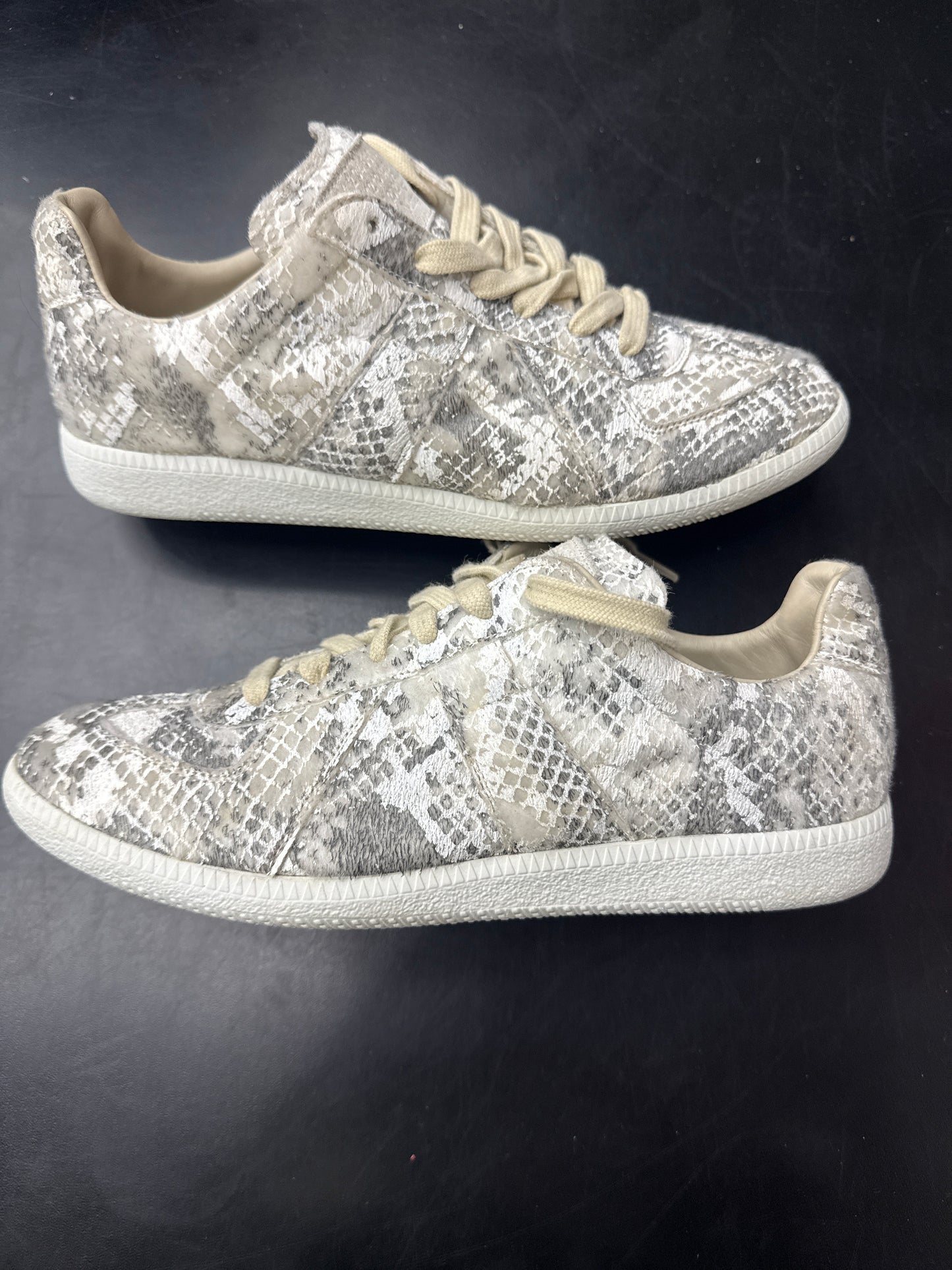 Maison Margiela Replica Snakeskin (U) - 41(8) (NB)