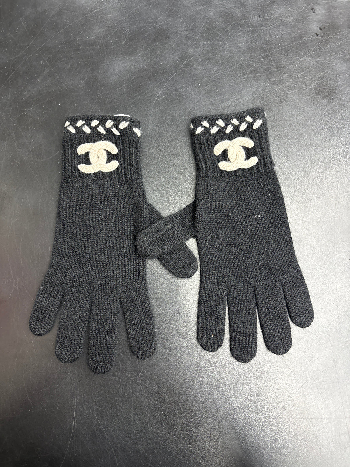 Chanel Black Knit Gloves **