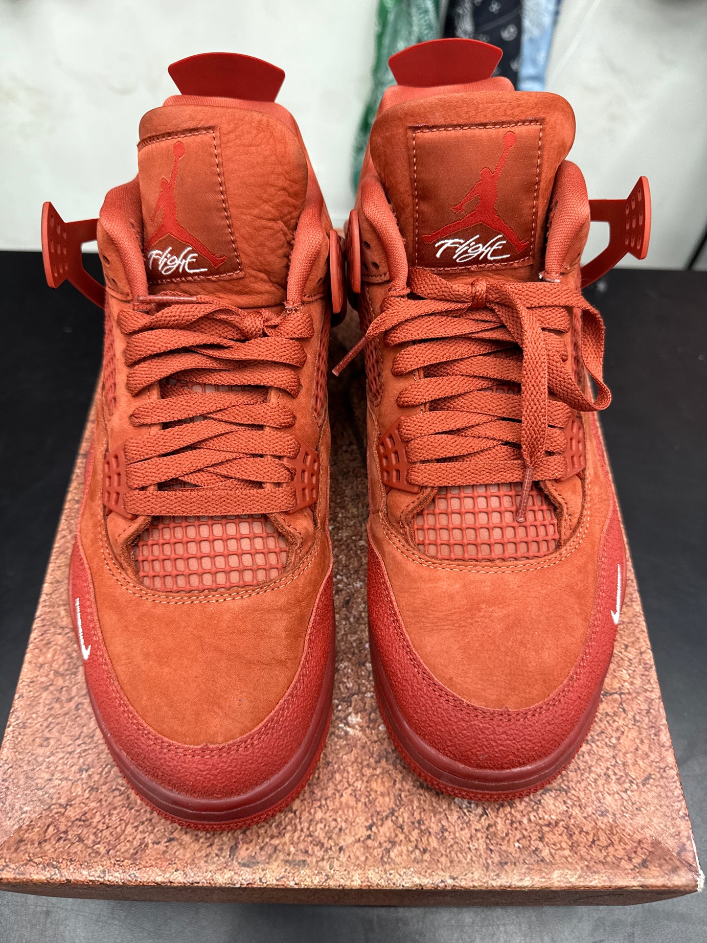 AJ4 Brick By Brick Nigel Sylvester (U) - 9.5M