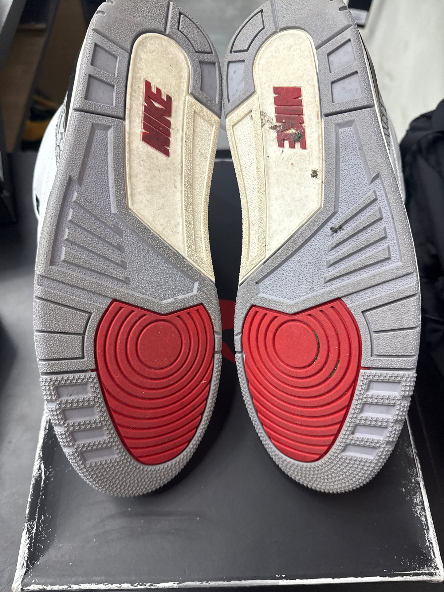 AJ3 White Cement Reimagined (U) - 11M