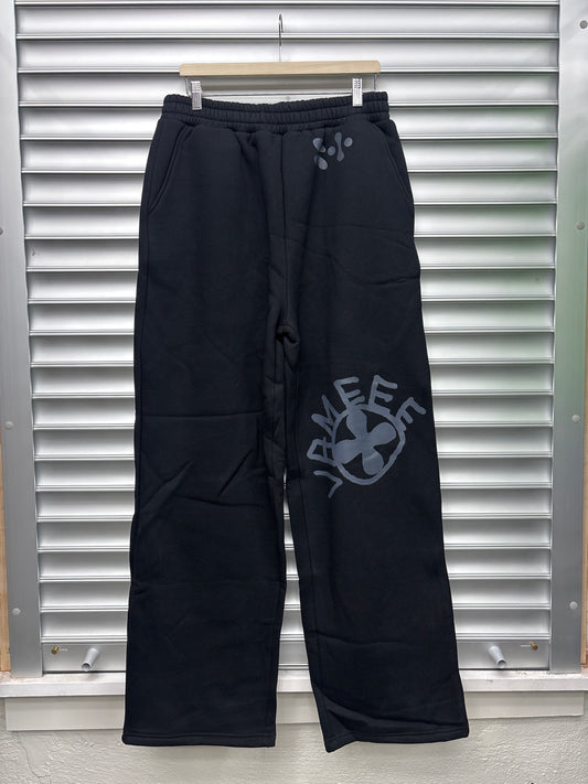 Plus 1 Black Sweatpants - M