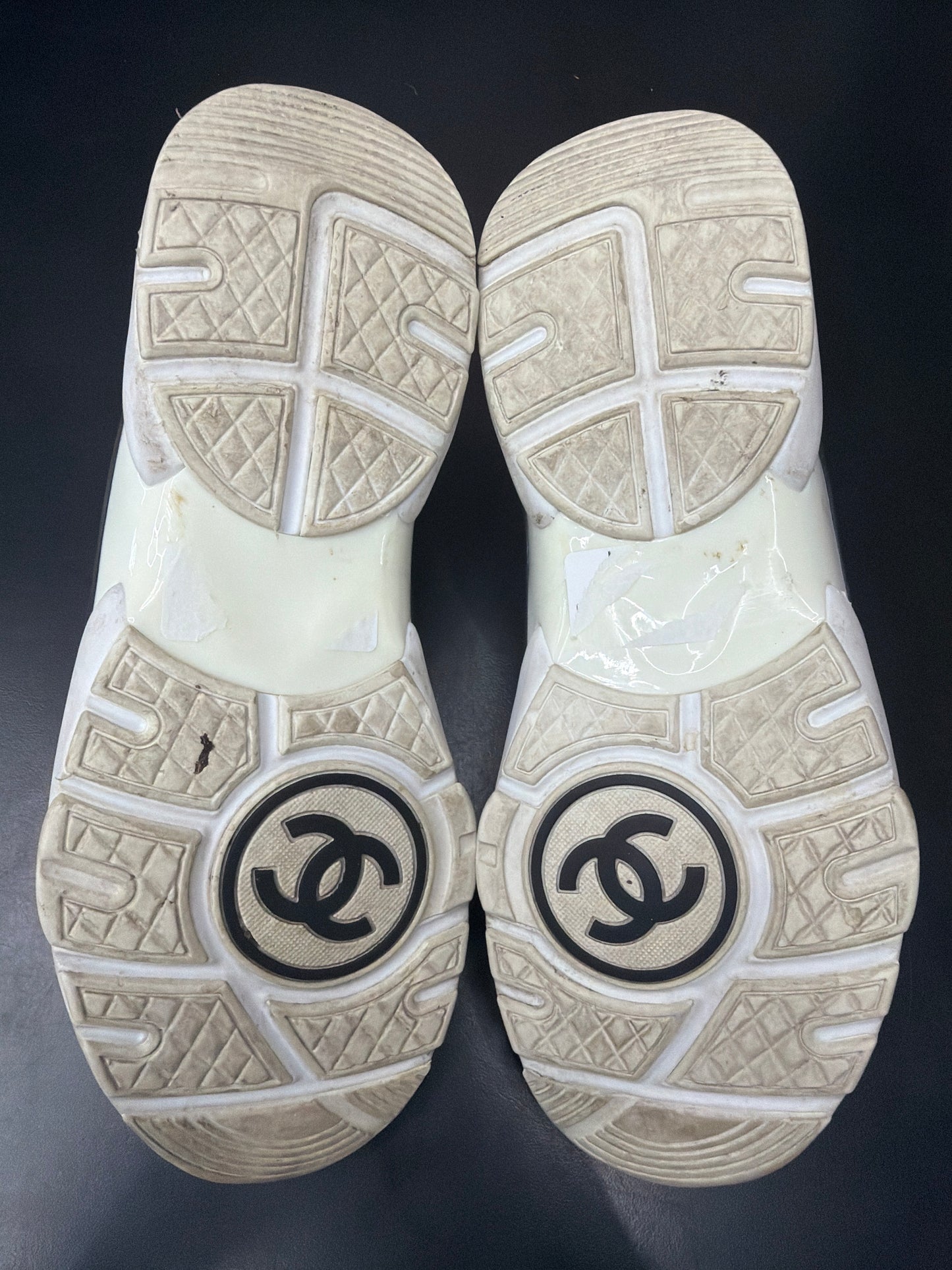 Chanel Trainer Grey (U) - 39 (NB)