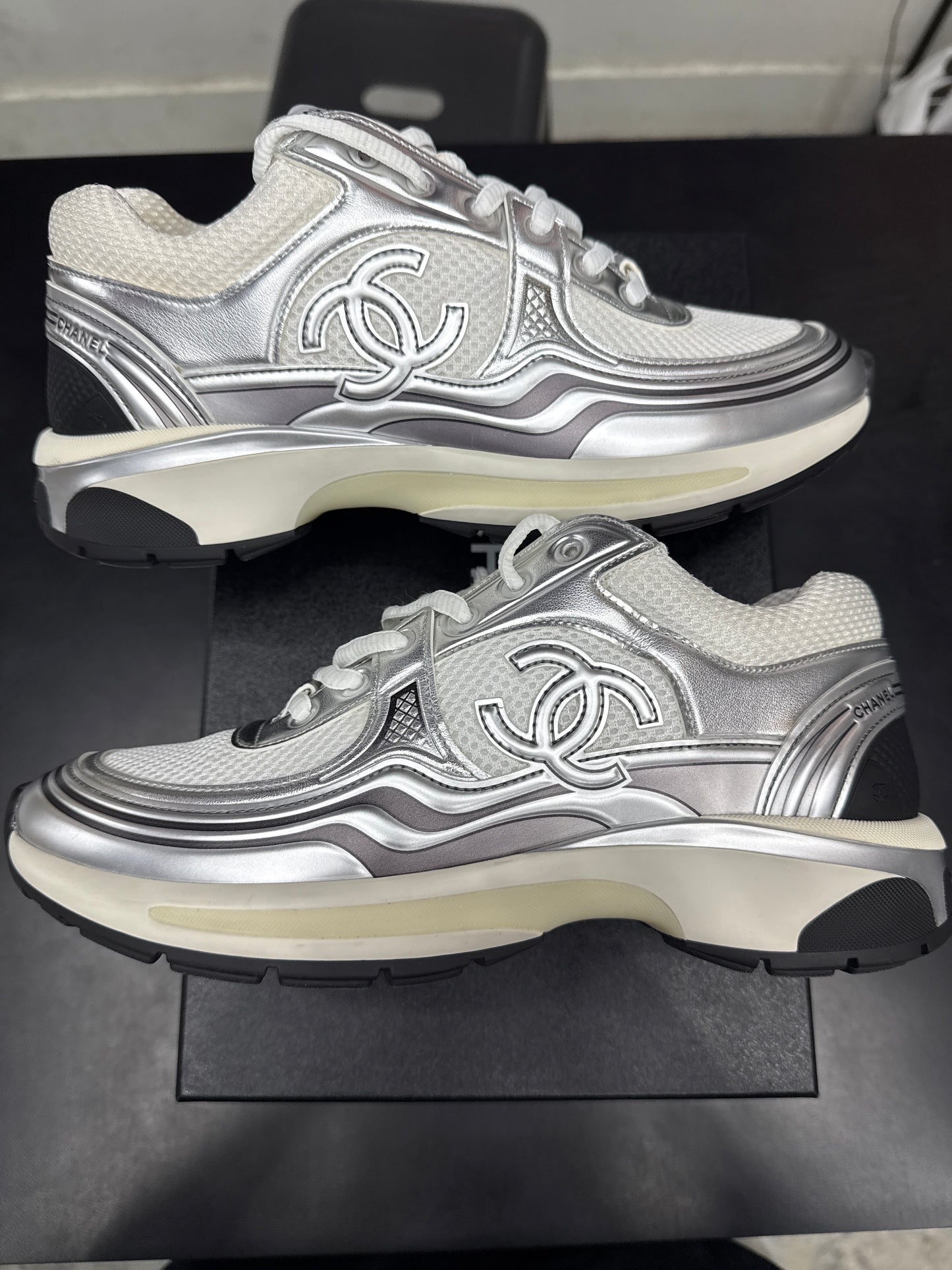 Chanel Trainer Silver (U) - 40(7)