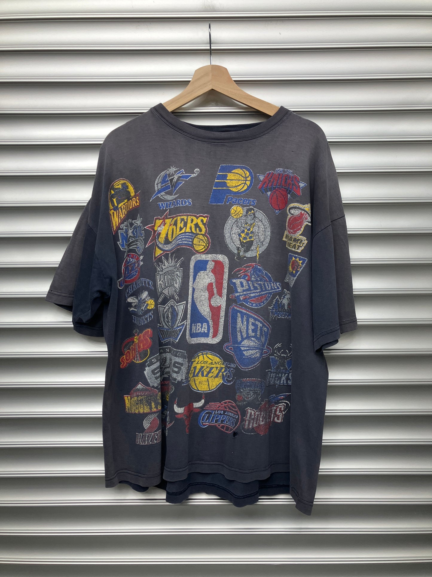 Vintage NBA Tee - XL