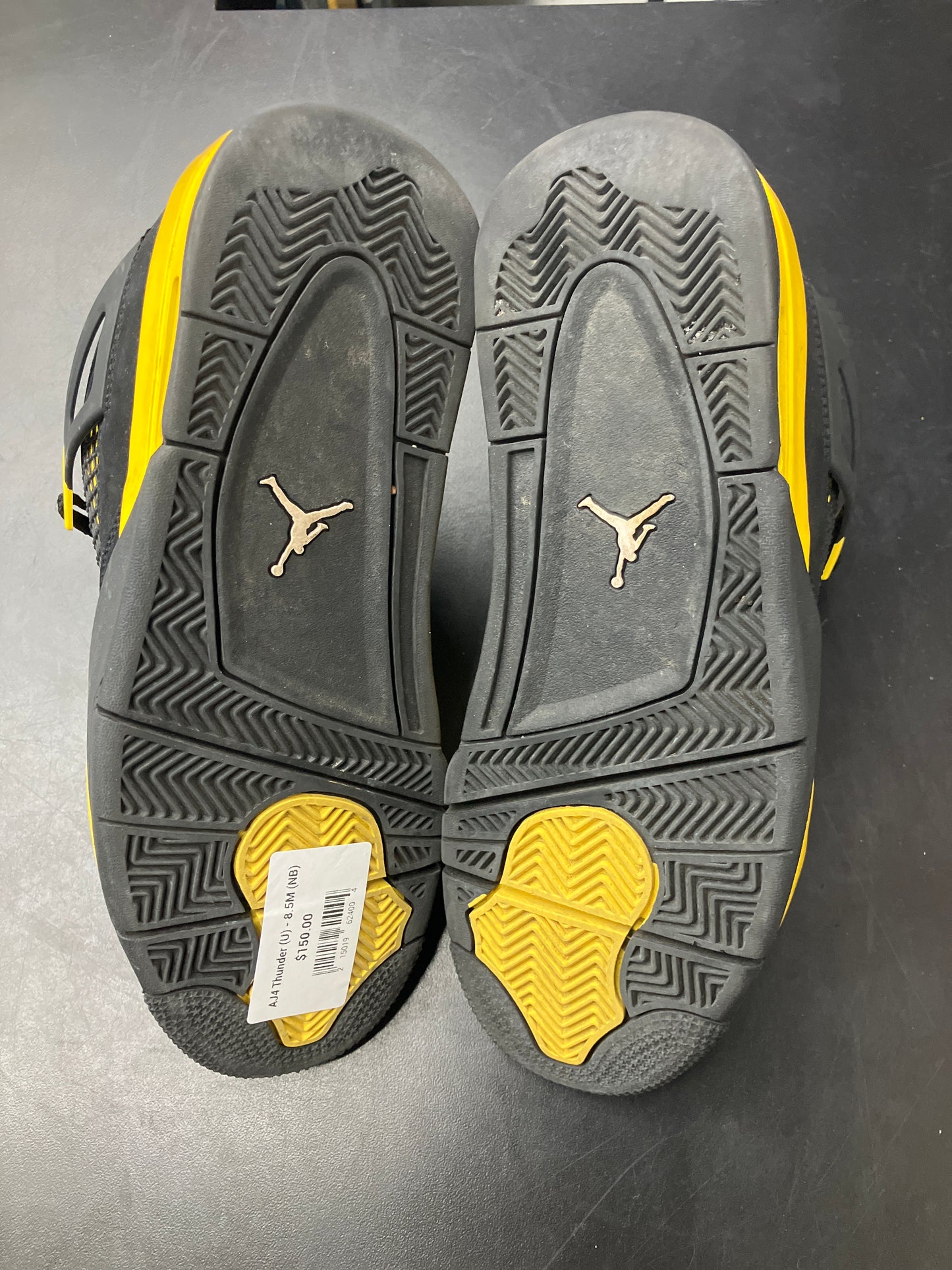 AJ4 Thunder (U) - 8.5M (NB)