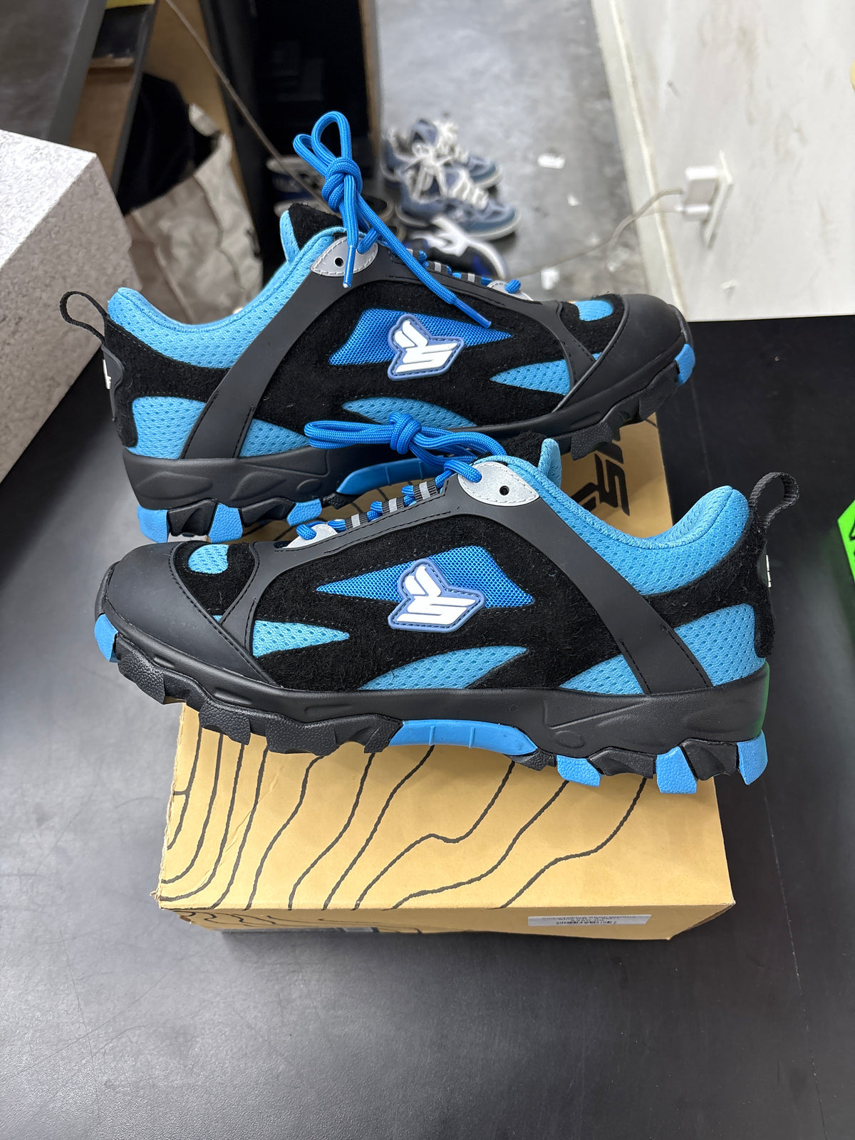 Sicko Hiking Shoe Nitrous Blue (U) - 9.5M**