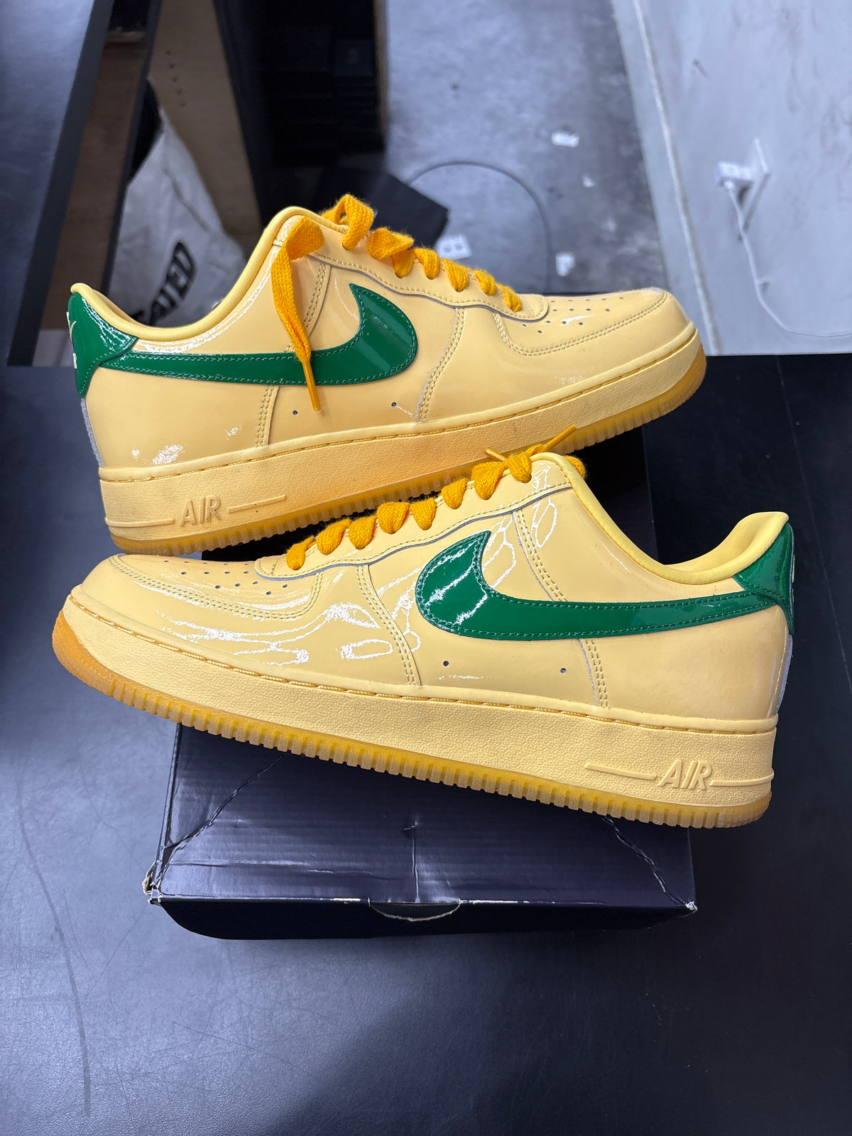 AF1 Patent Topaz Gold (U) - 10M**