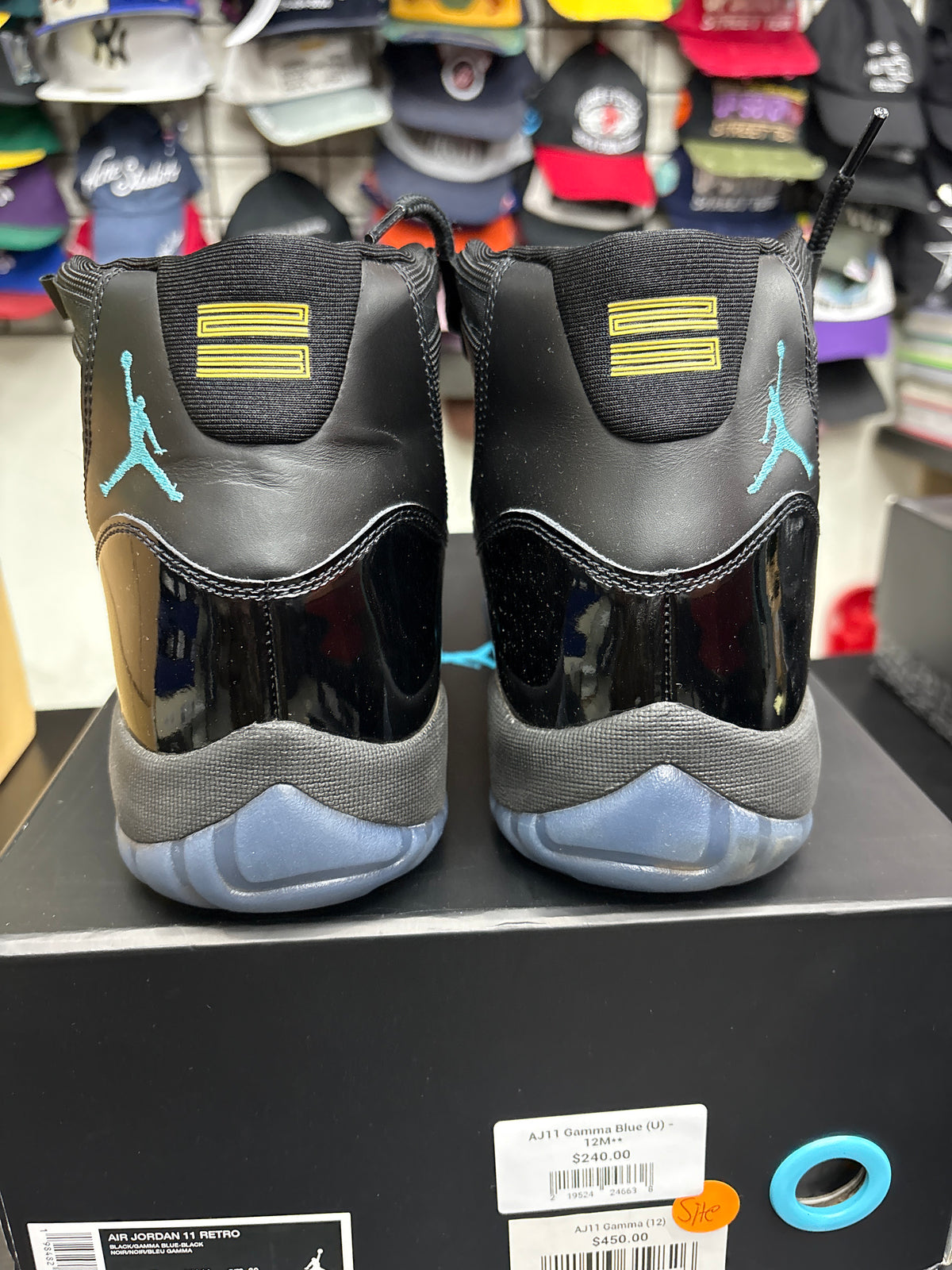 AJ11 Gamma Blue (U) - 12M**