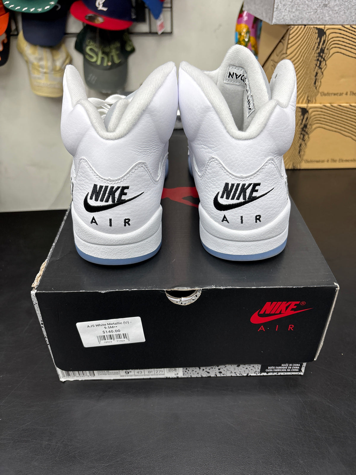 AJ5 White Metallic (U) - 9.5M**