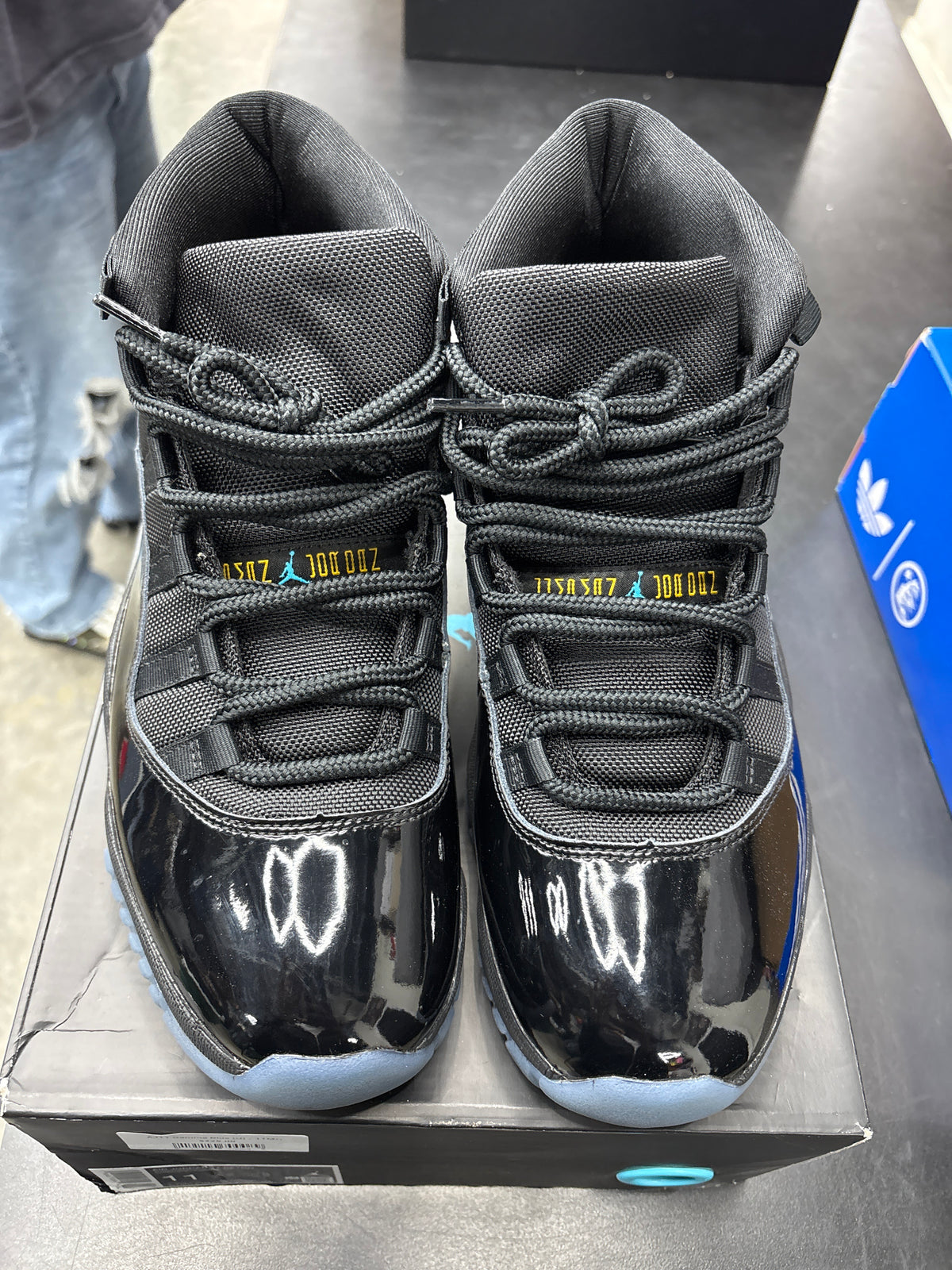 AJ11 Gamma Blue (U) - 11M**