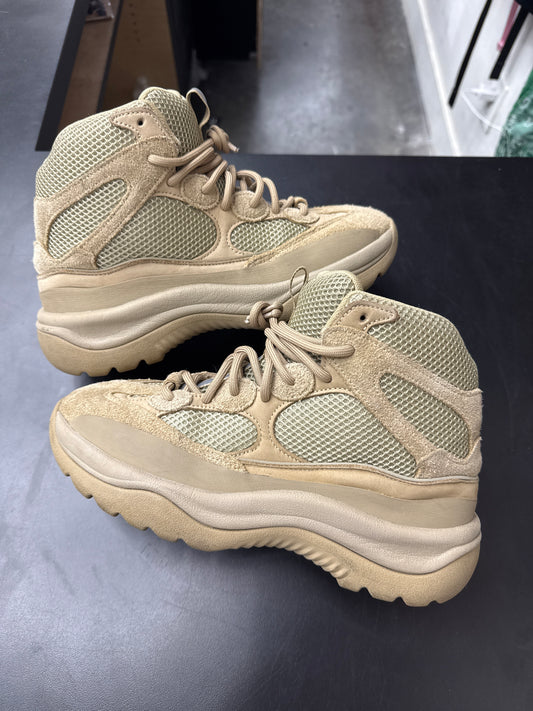 Yeezy Boot Desert Rock (U) - 8.5M (NB)