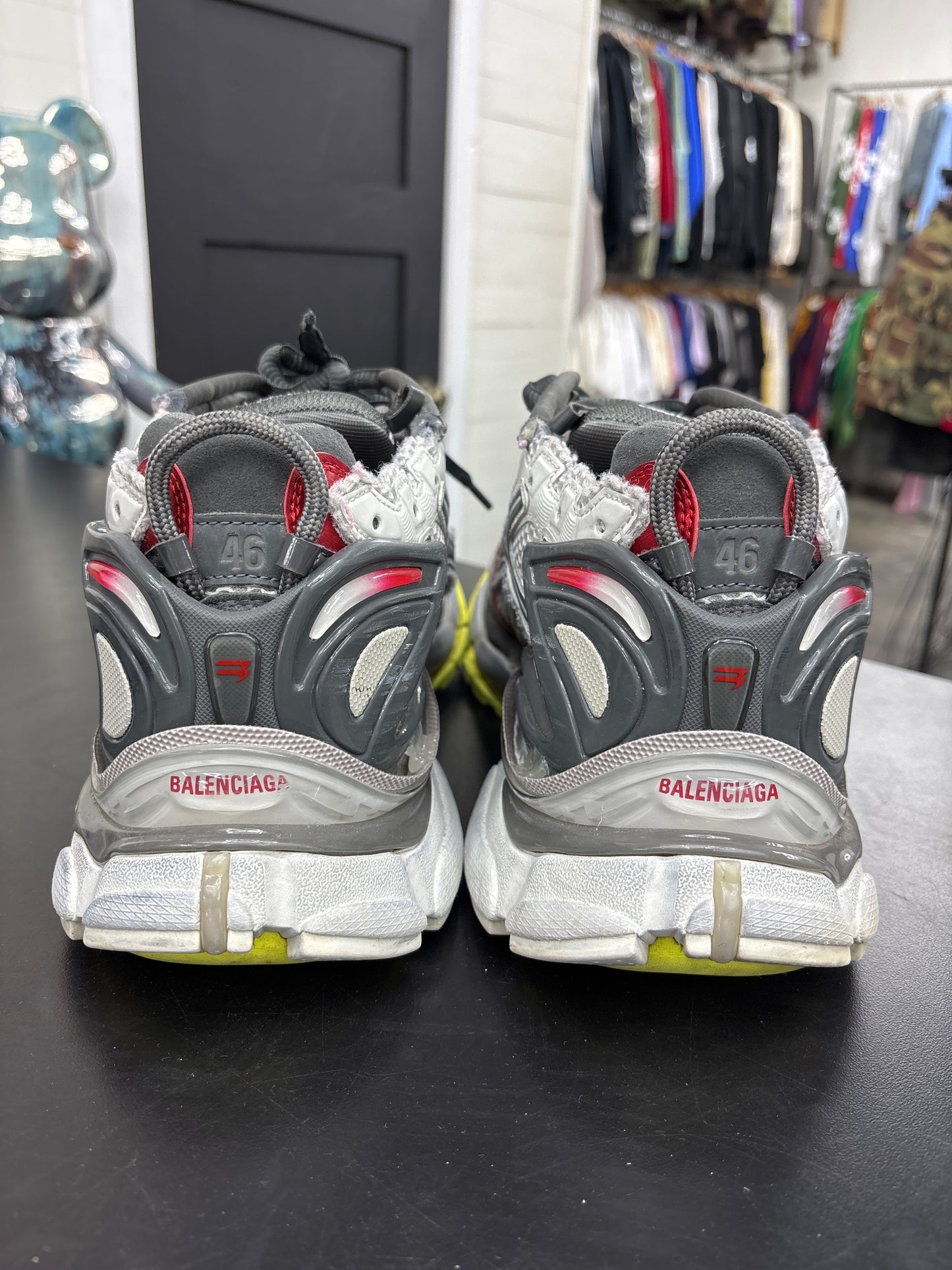 Balenciaga Runner Neon/Red (U) - 46(13) (NB)