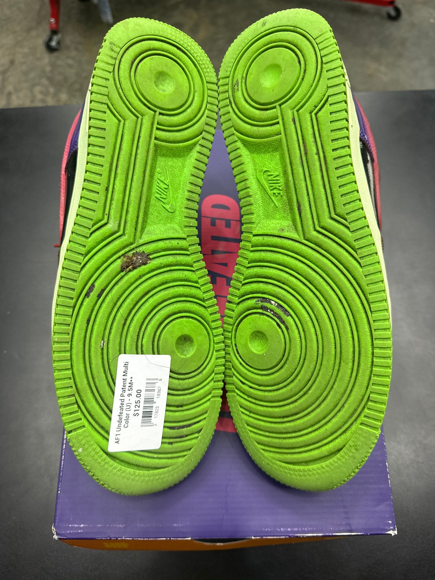 AF1 Undefeated Patent Multi Color (U) - 9.5M**