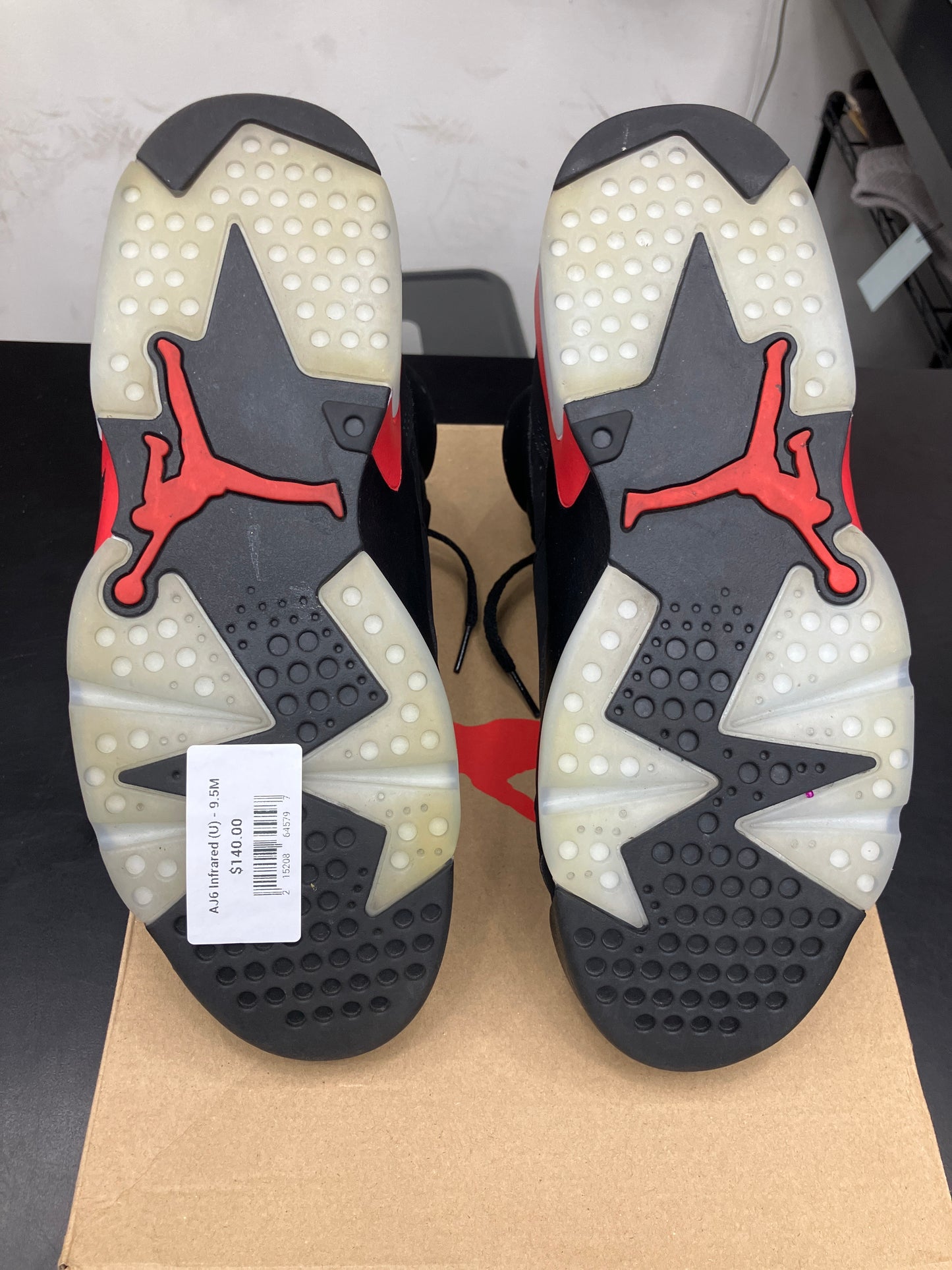AJ6 Infrared (U) - 9.5M