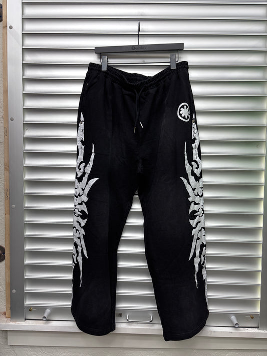 Lost Shadow Black Sweatpants - M