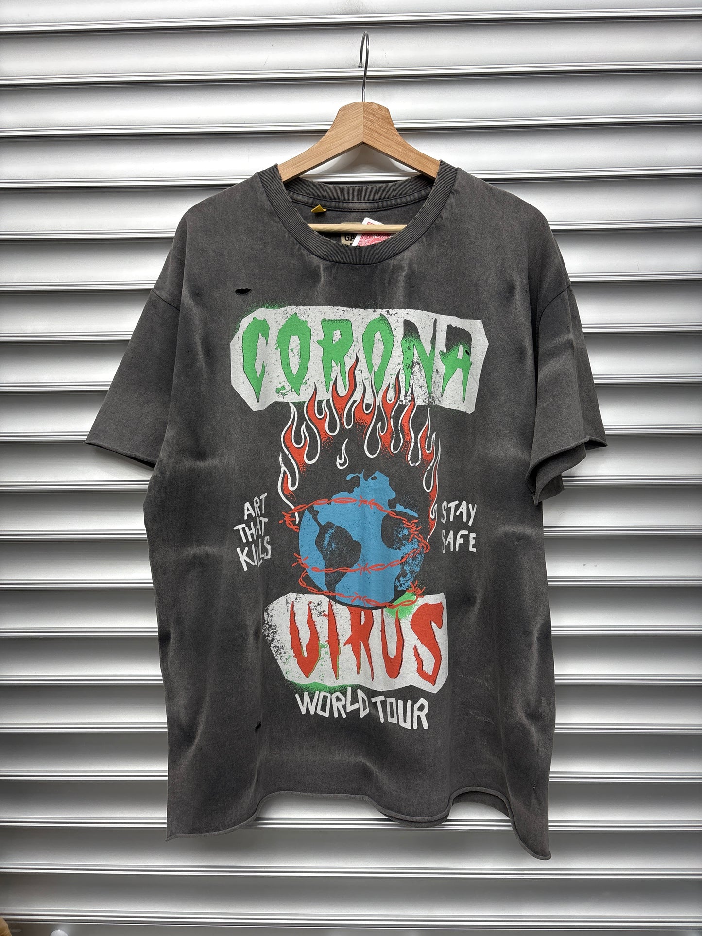 Gallery Dept Coronavirus Tee - L