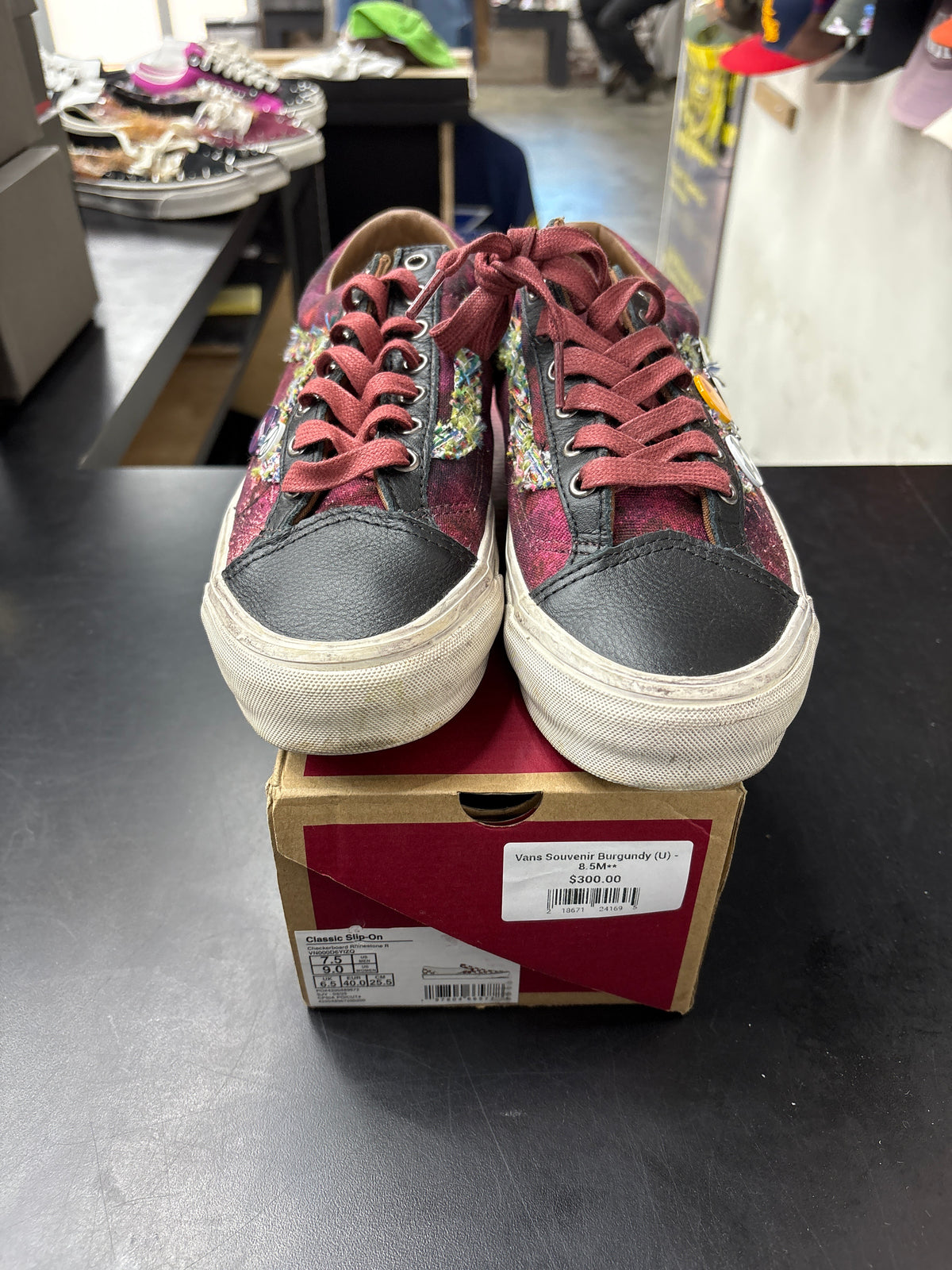 Vans Souvenir Burgundy (U) - 8.5M**