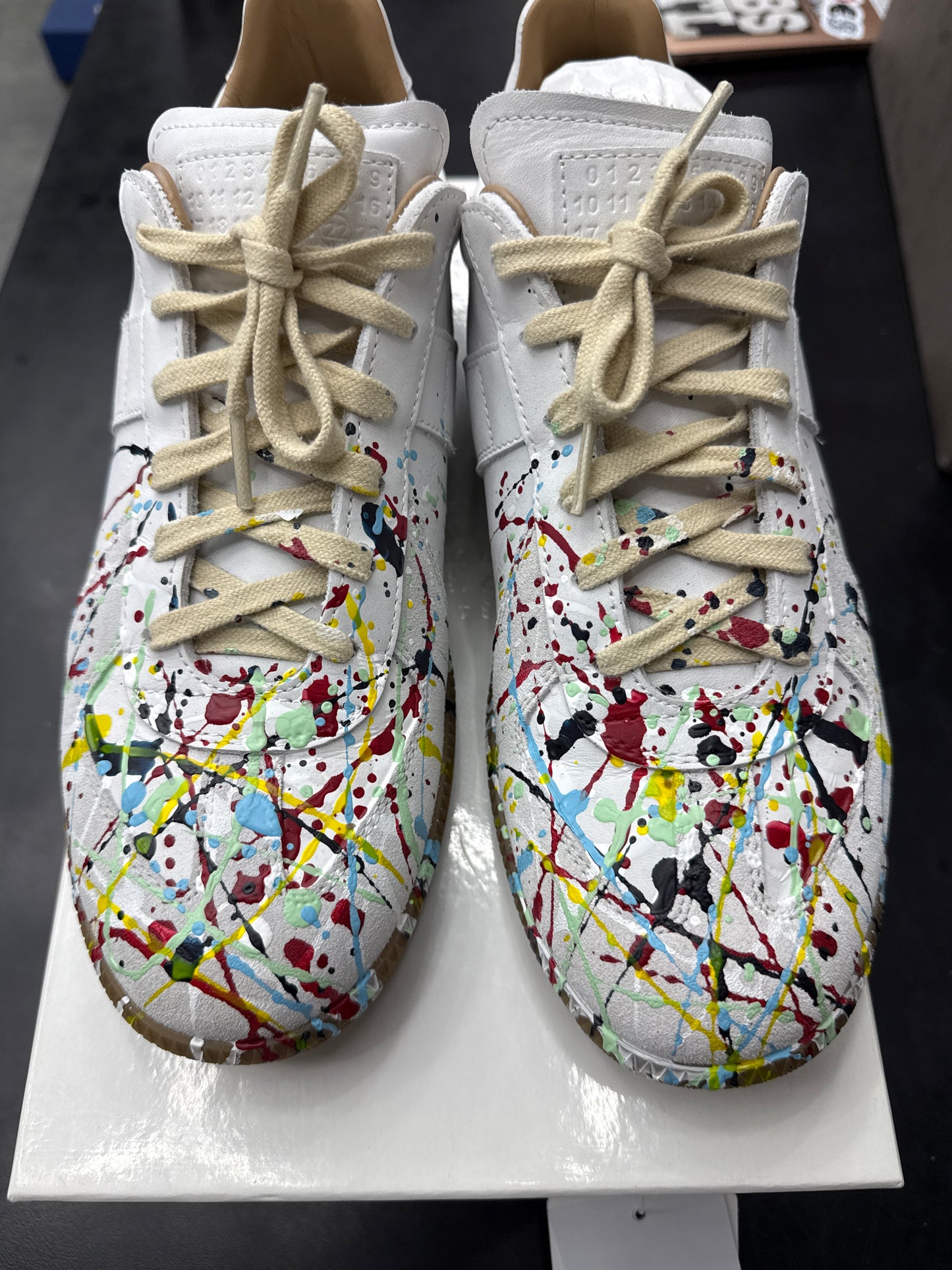 Maison Marigela Replica Paint Splatter White (U) - 42.5