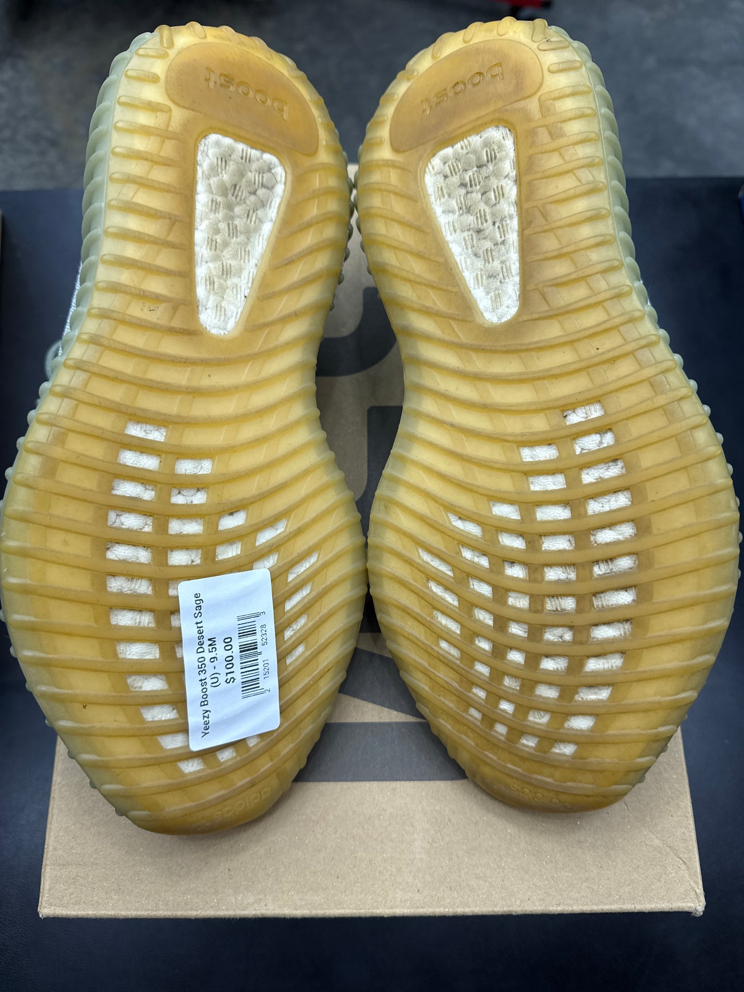 Yeezy Boost 350 Desert Sage (U) - 9.5M