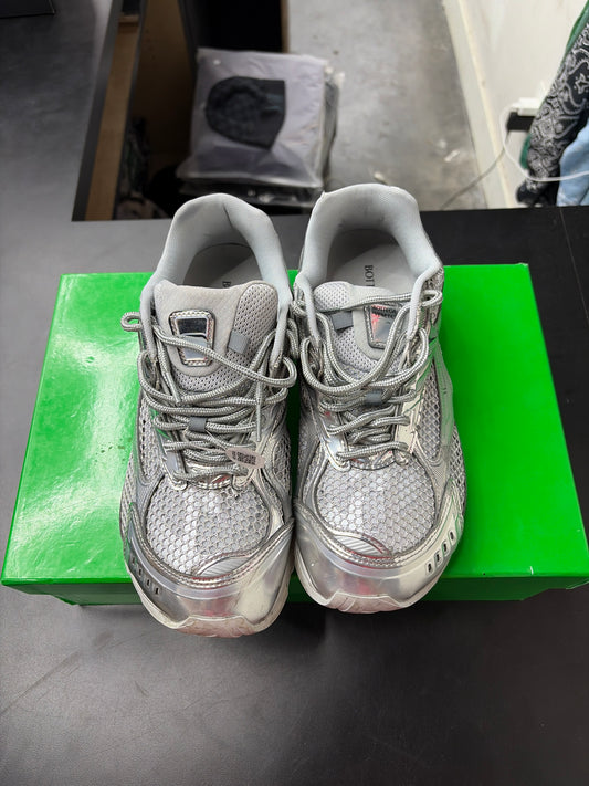 Bottega Orbit Silver (U) - 42(9)