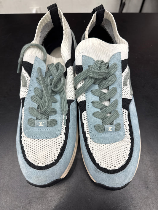 Chanel Knit Runner Baby Blue (U) - 44(11) (NB)
