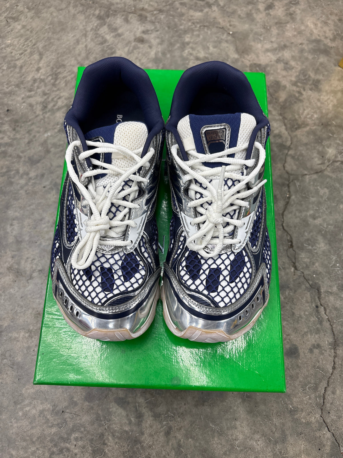 Bottega Orbit Navy (U) - 42(9)**