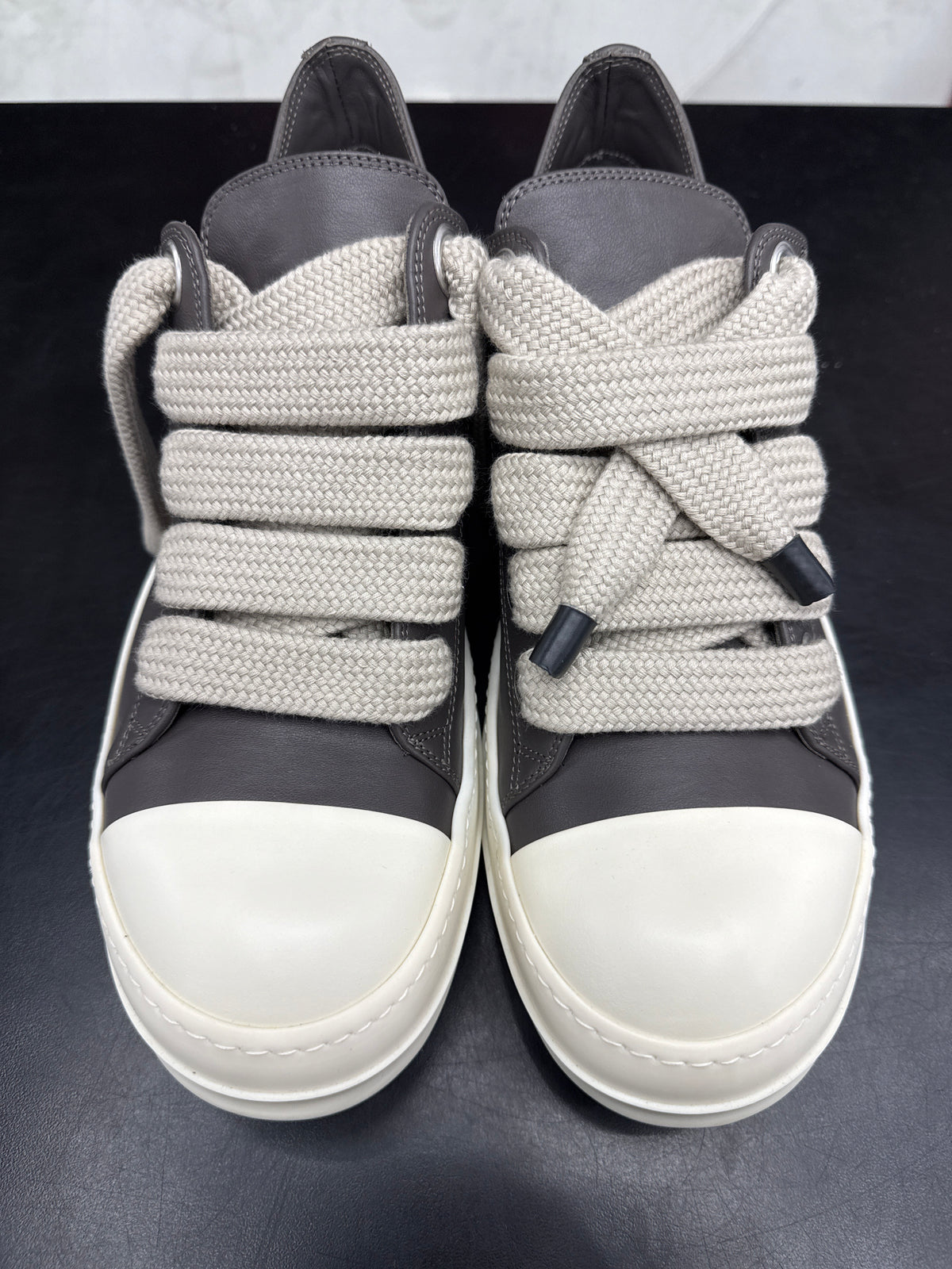 Rick Owen Low Jumbo Lace Dark Dust - 44(11) (NB)**