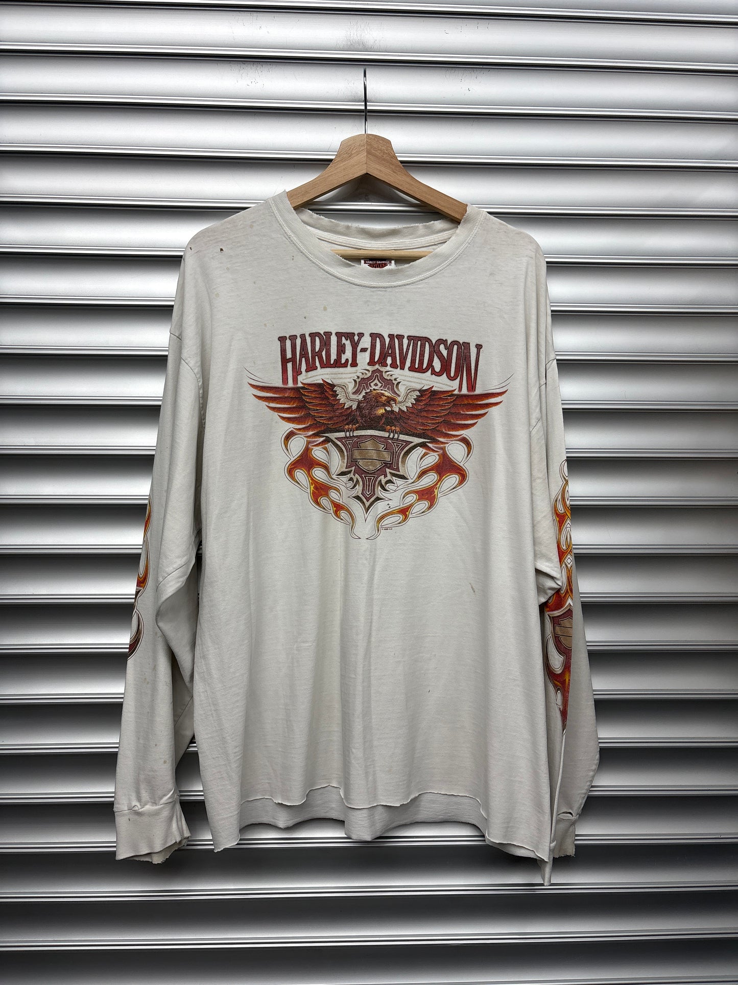 Vintage Harley White Flame Longsleeve - XXL**