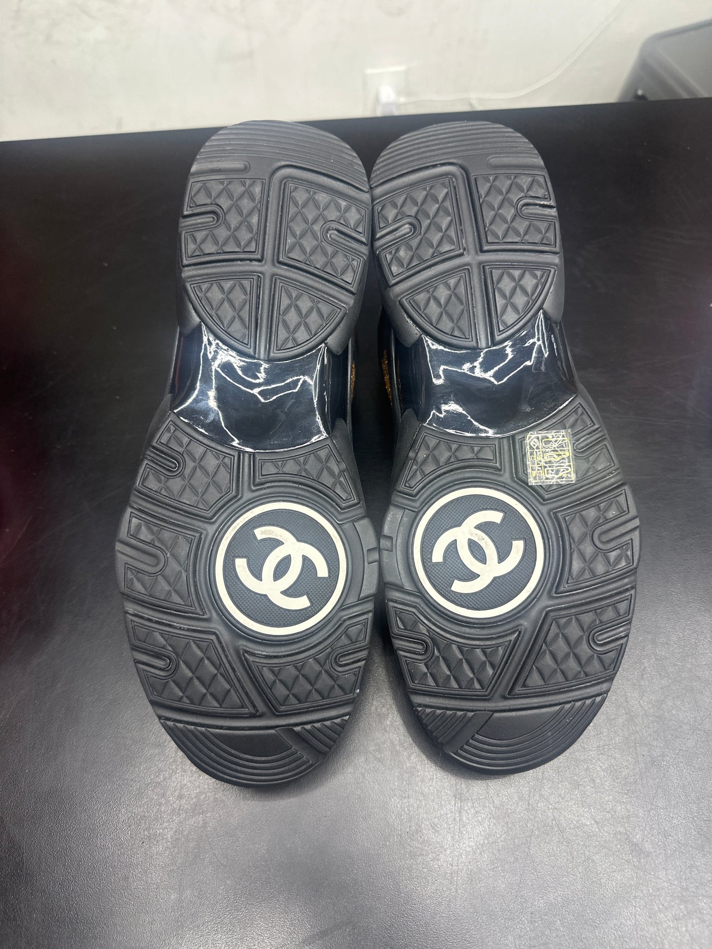 Chanel Trainer Black/Gold - 46(13) (NB)