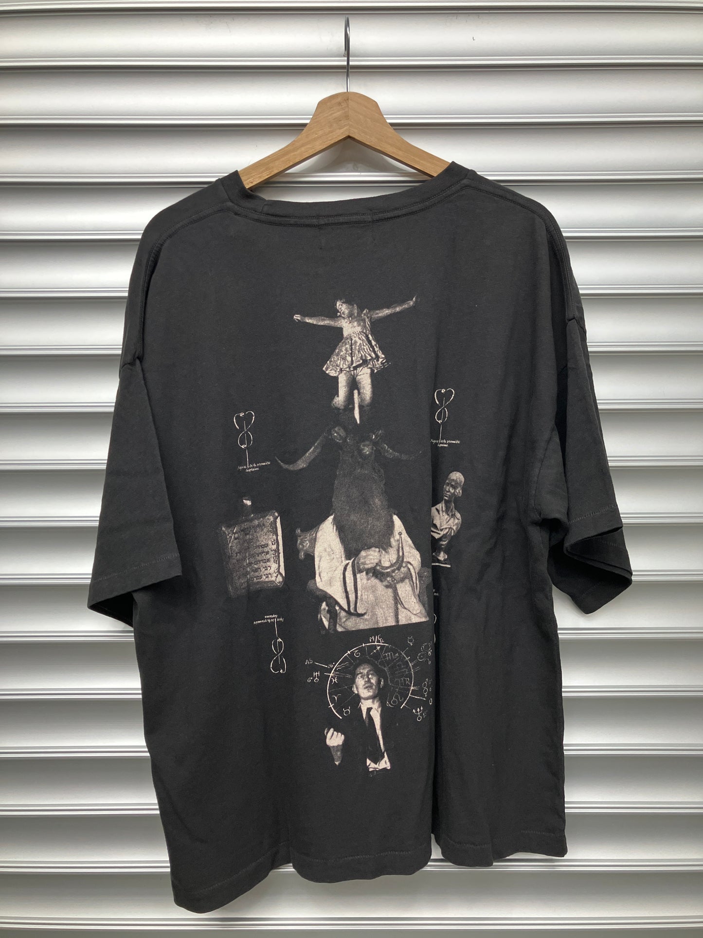 ERD Spiritualist And Mediums Tee - XL