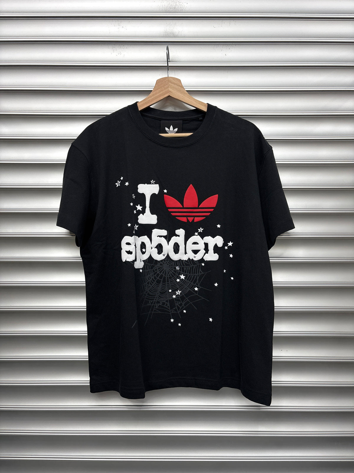 Adidas Spider Tee - M**