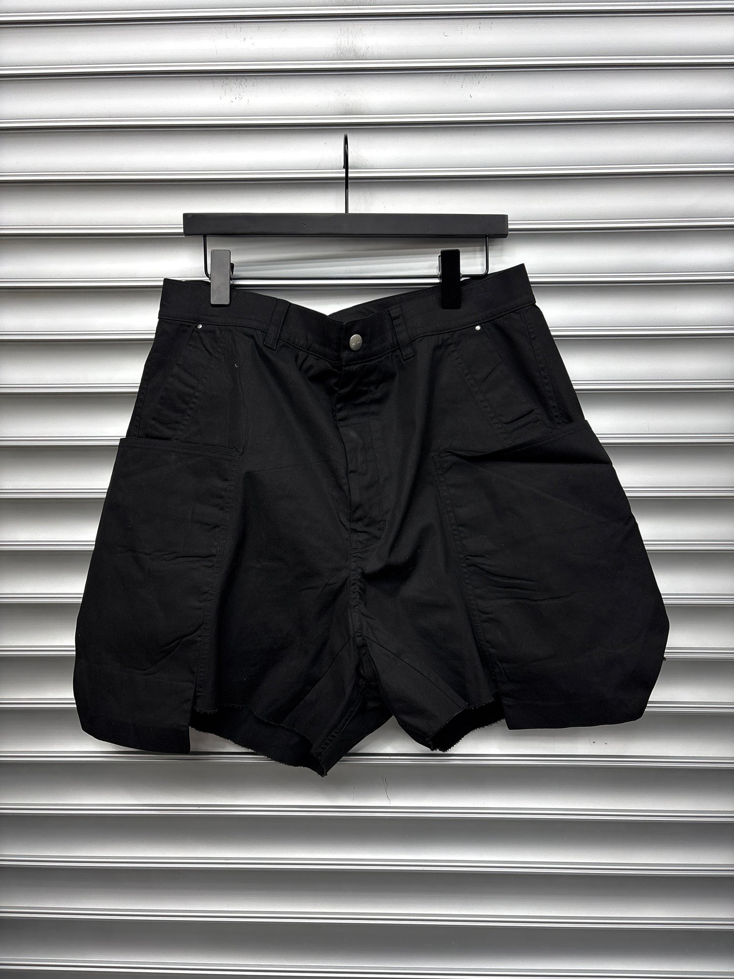 Rick Owens Black Stefan Cargo Shorts - 34**