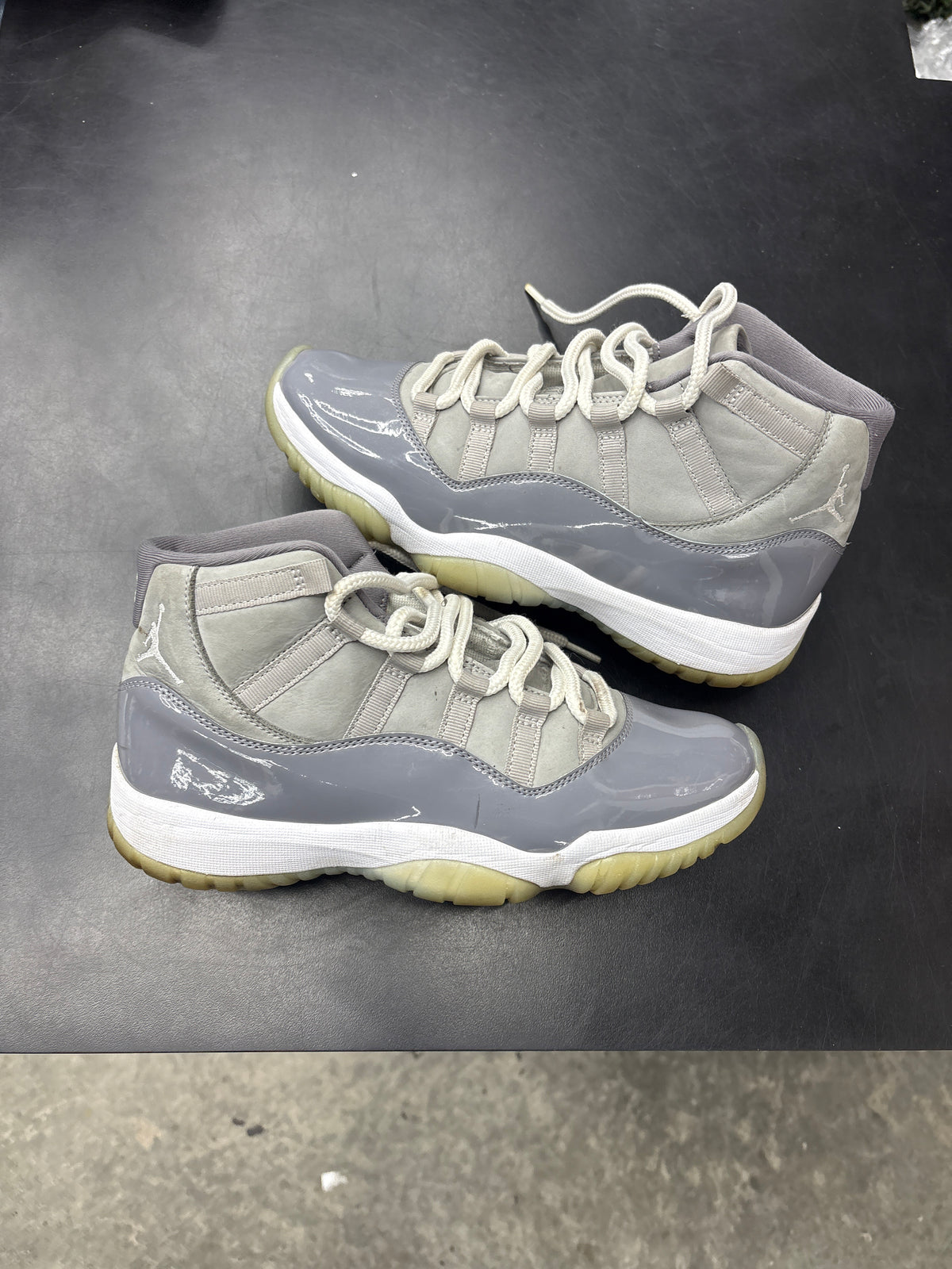 AJ11 Cool Grey (U) - 8.5M (NB)**