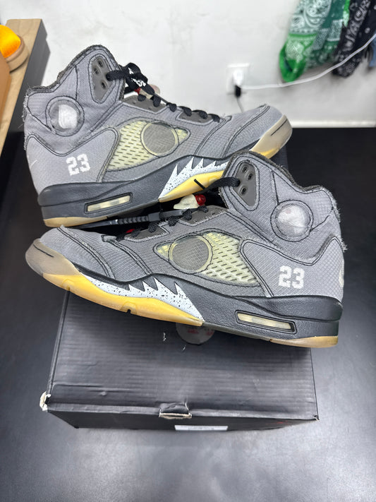 AJ5 Off White Muslin (U) - 10M