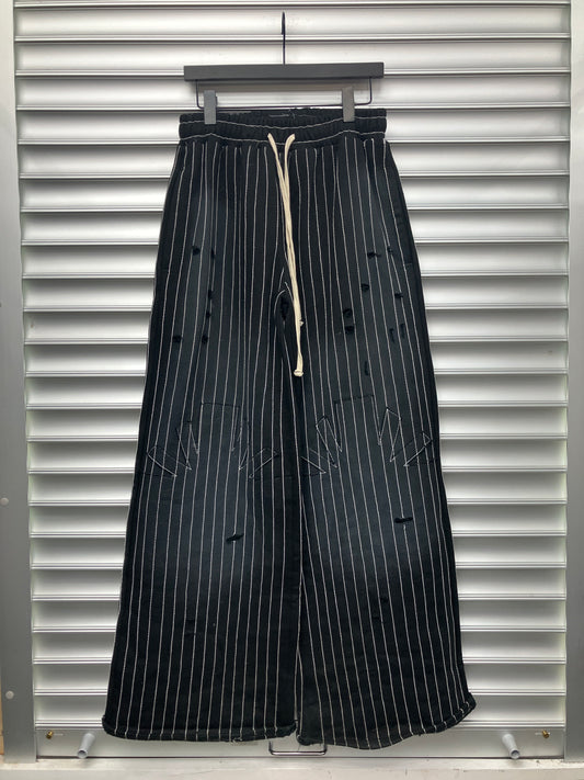 Vertabrae Pinstripe Sweatpants - M