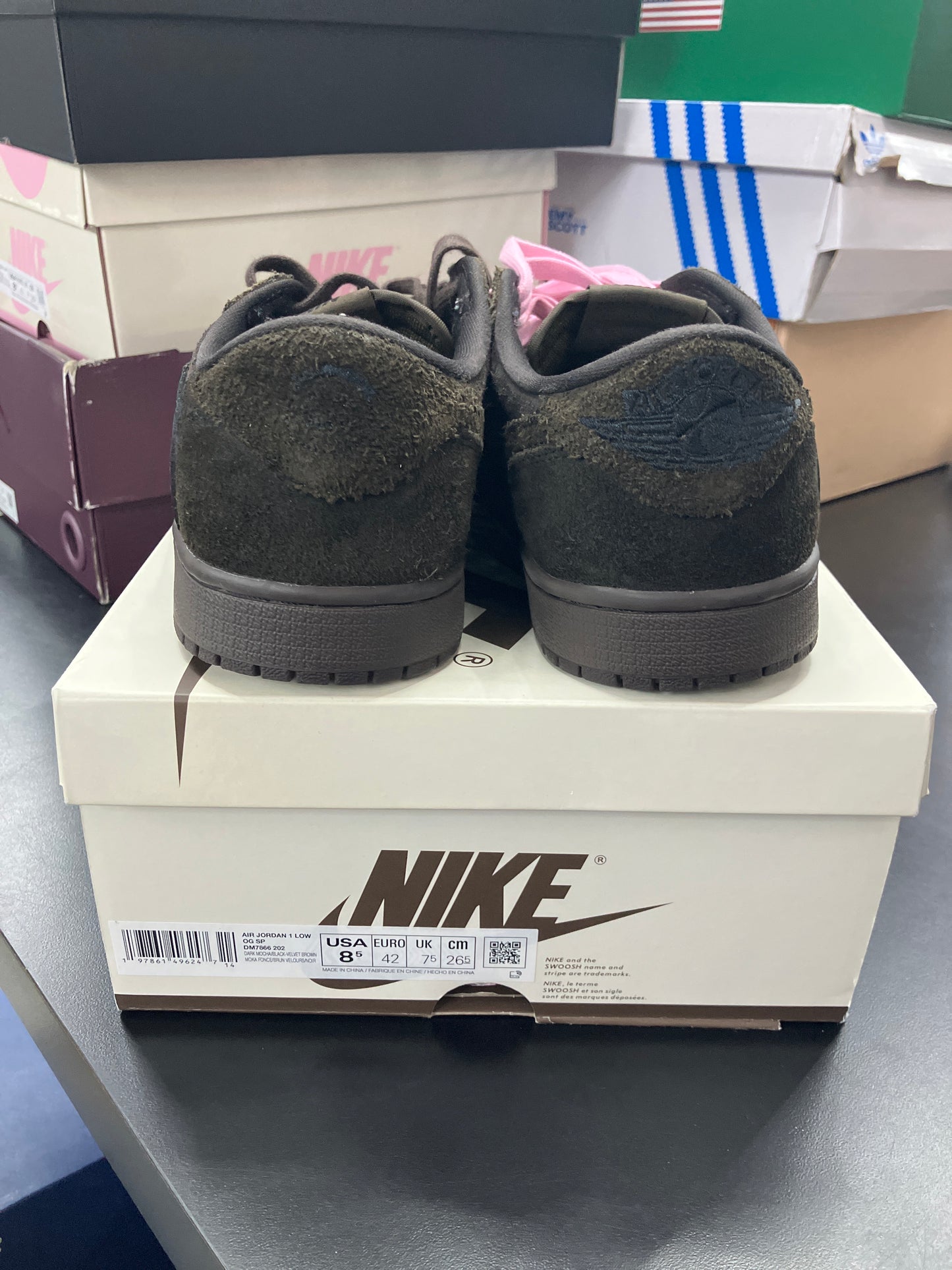 AJ1 Low Travis Scott Velvet Brown (U) - 8.5M