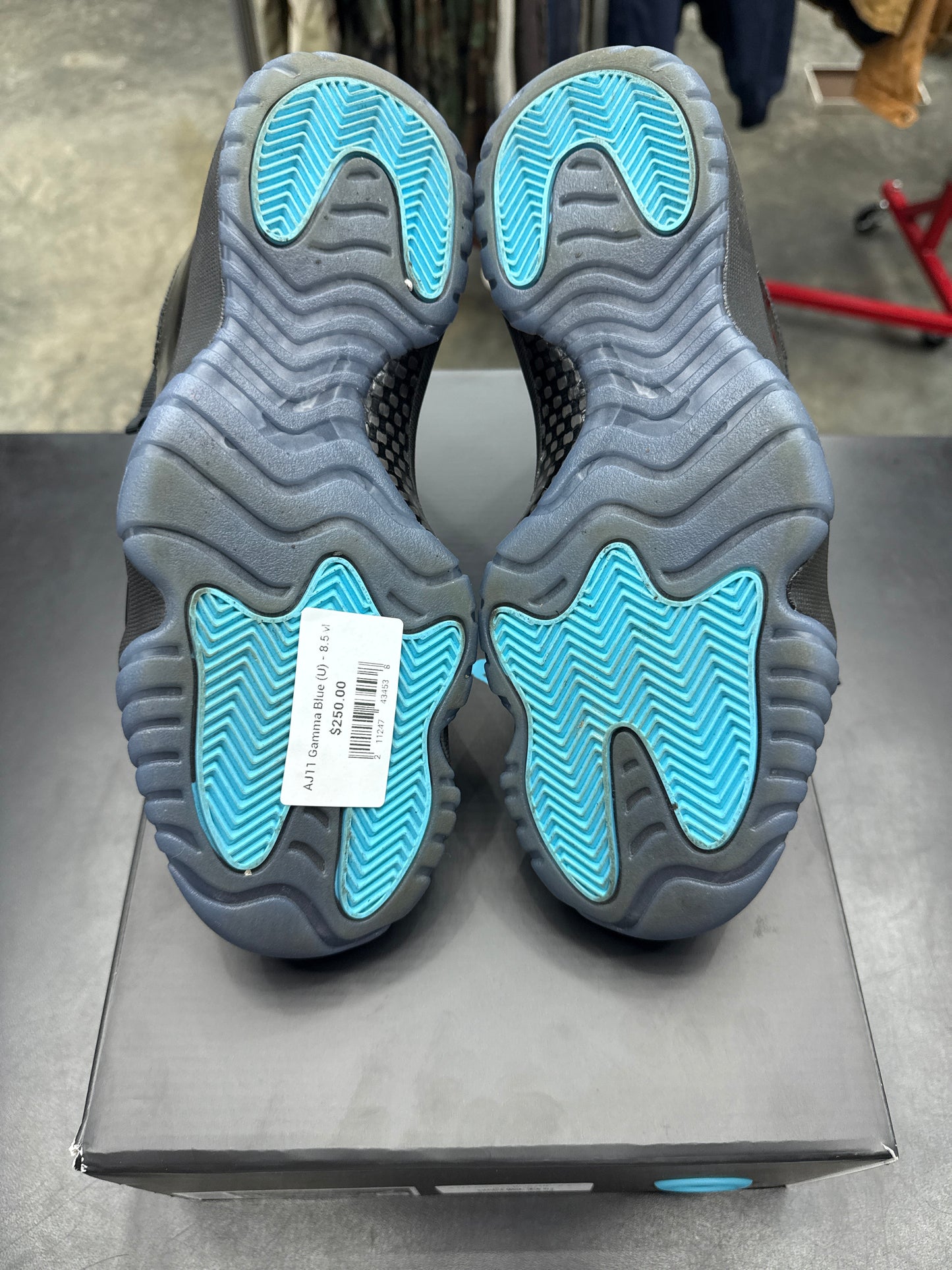 AJ11 Gamma Blue (U) - 8.5M
