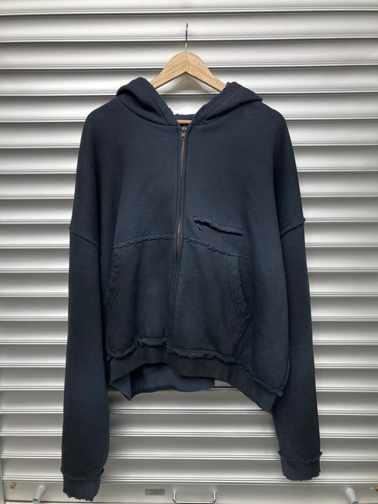 Black Raspberry Zip Up - L*