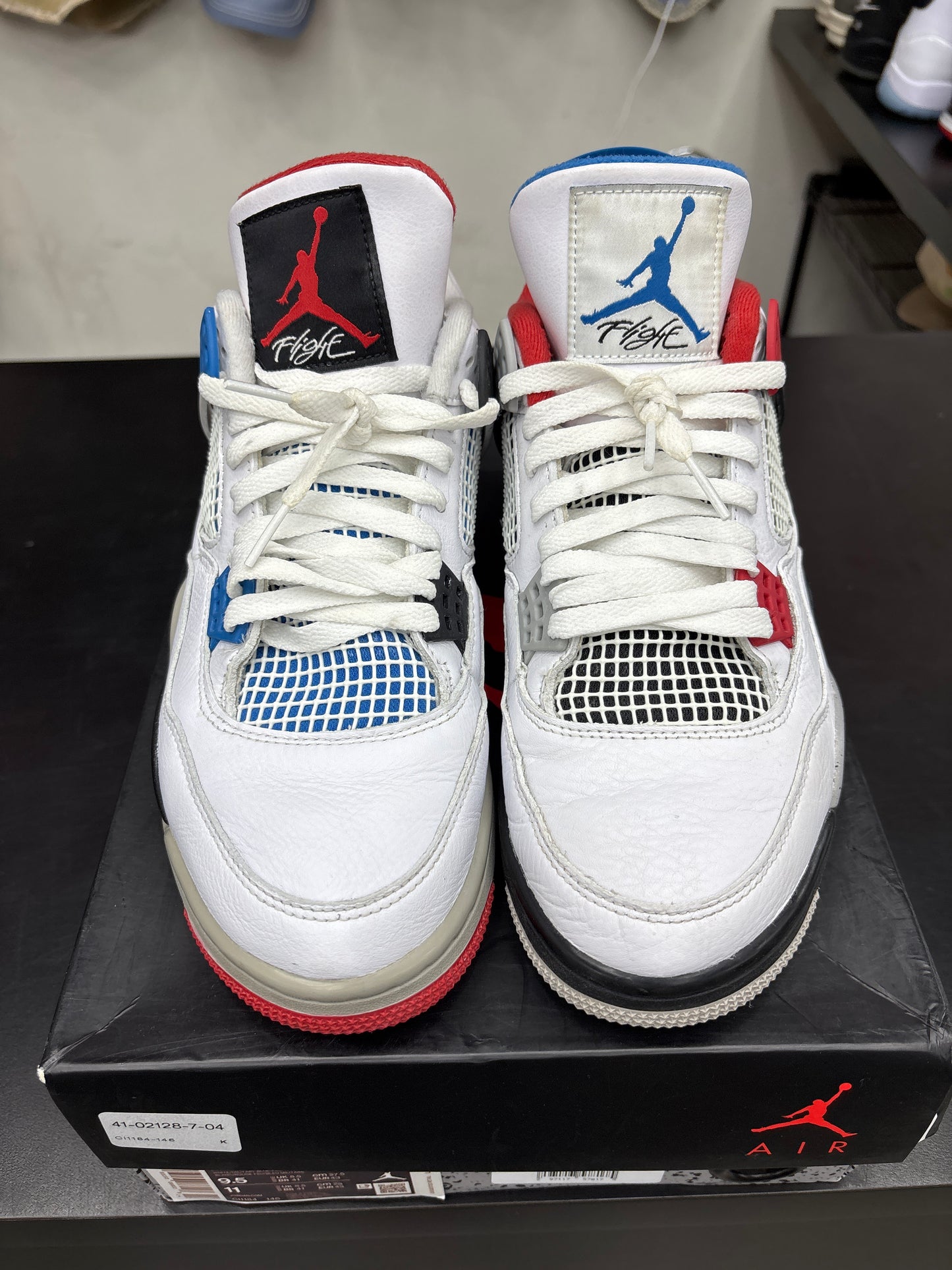 AJ4 What The (U) - 9.5M