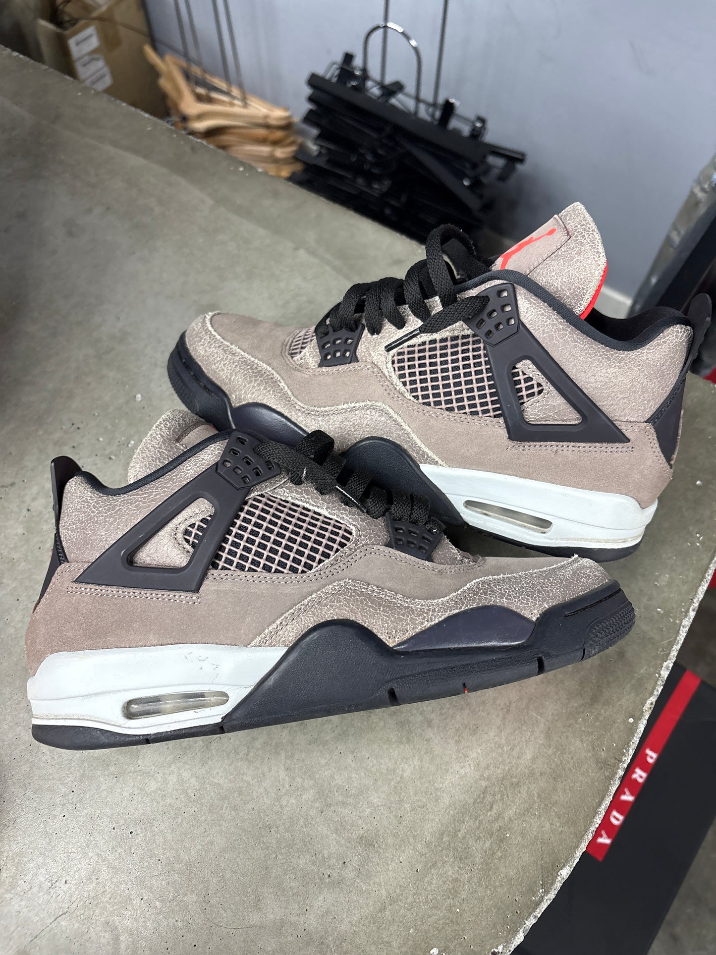 AJ4 Taupe Haze