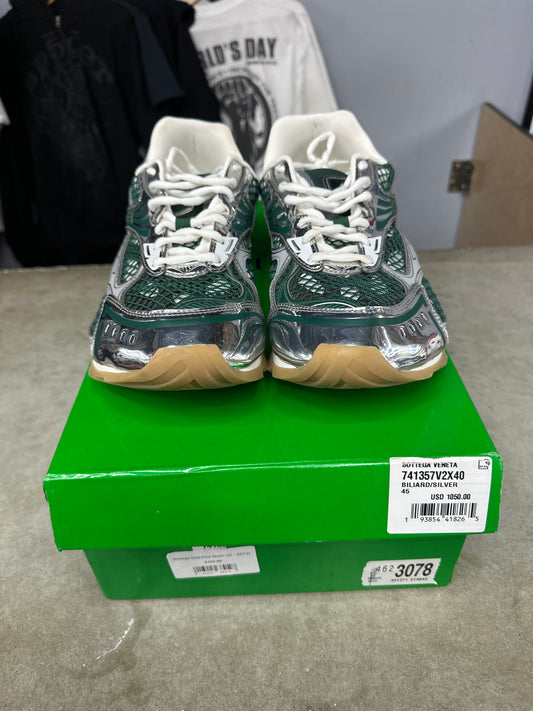 Bottega Orbit Pine Green (U) - 45(12)