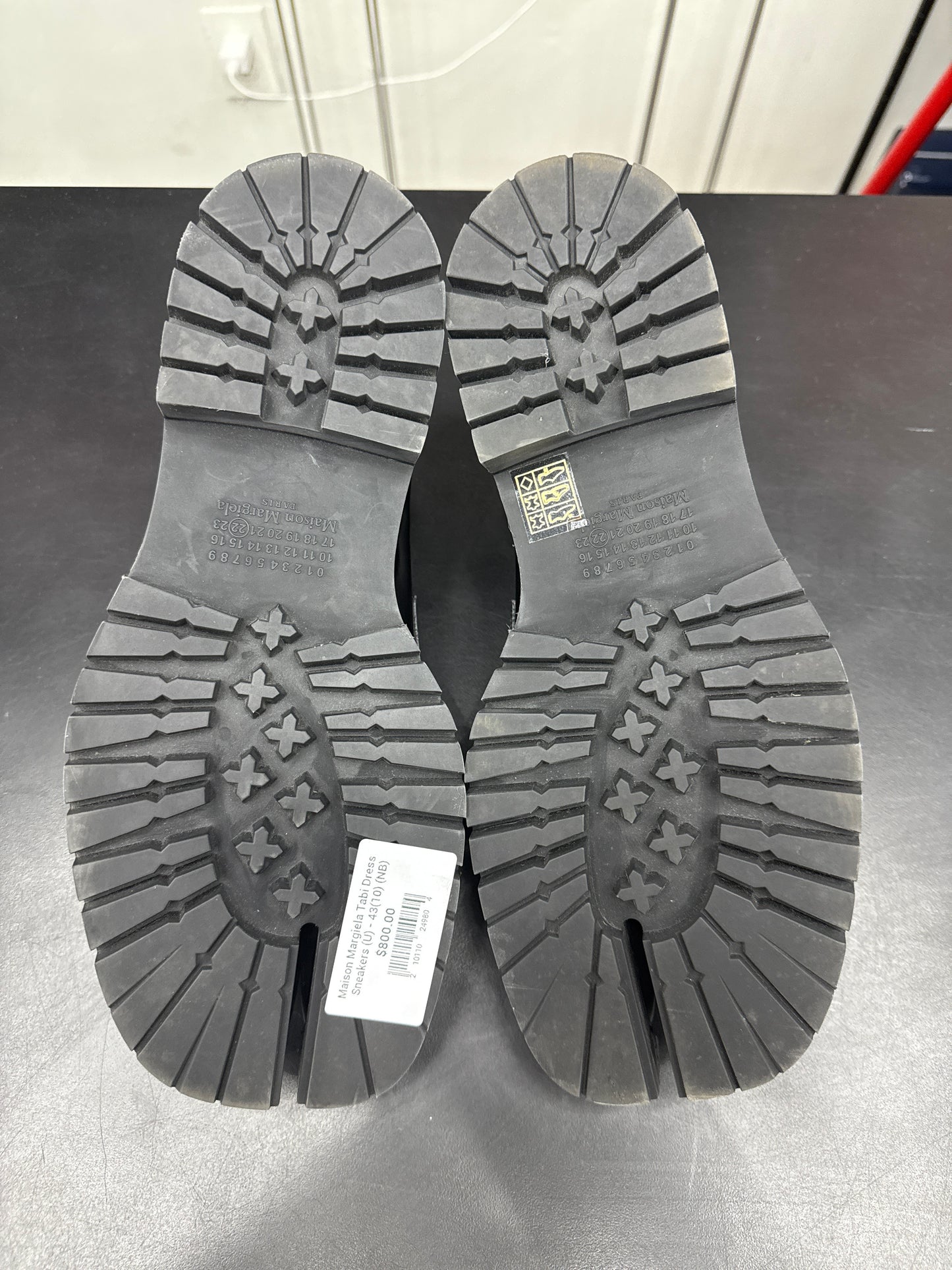 Maison Margiela Tabi Dress Sneakers (U) - 43(10) (NB)