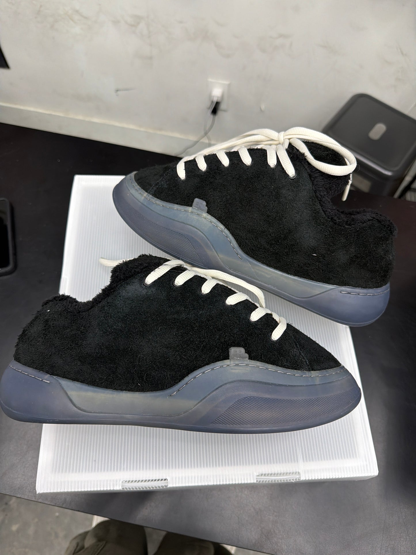ERL Vamp Black (U) - 44(11)