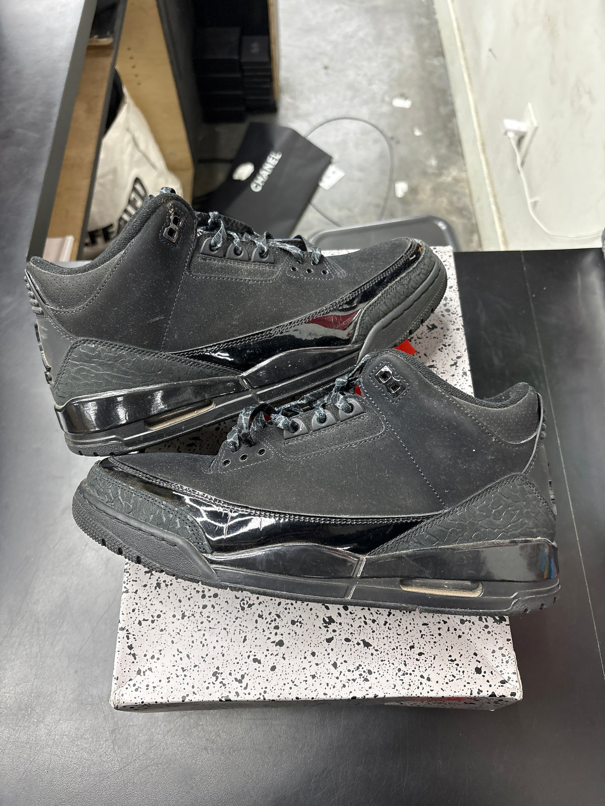 AJ3 Black Cat (U) - 11M**