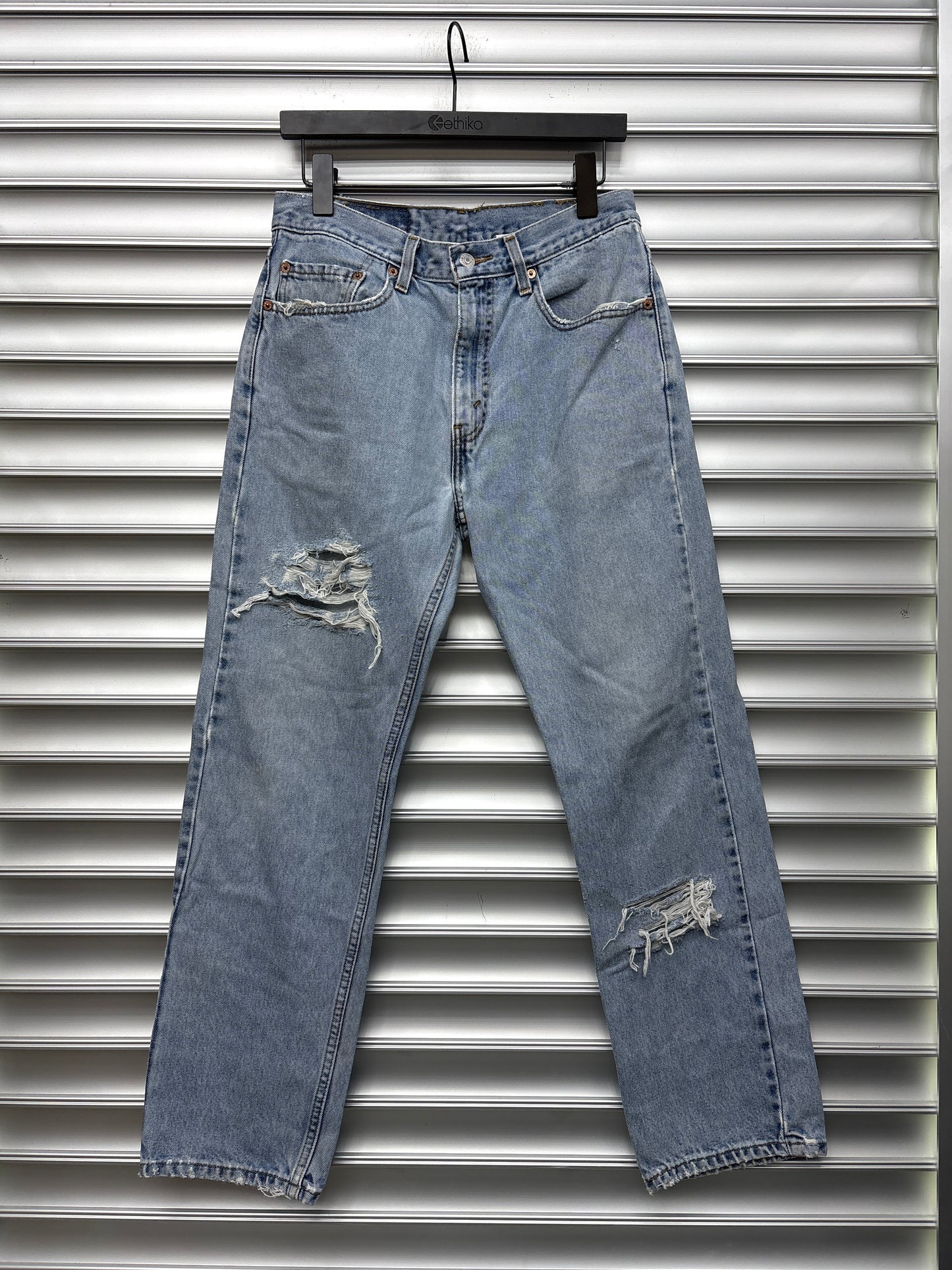 Vintage Distressed Levis - 32