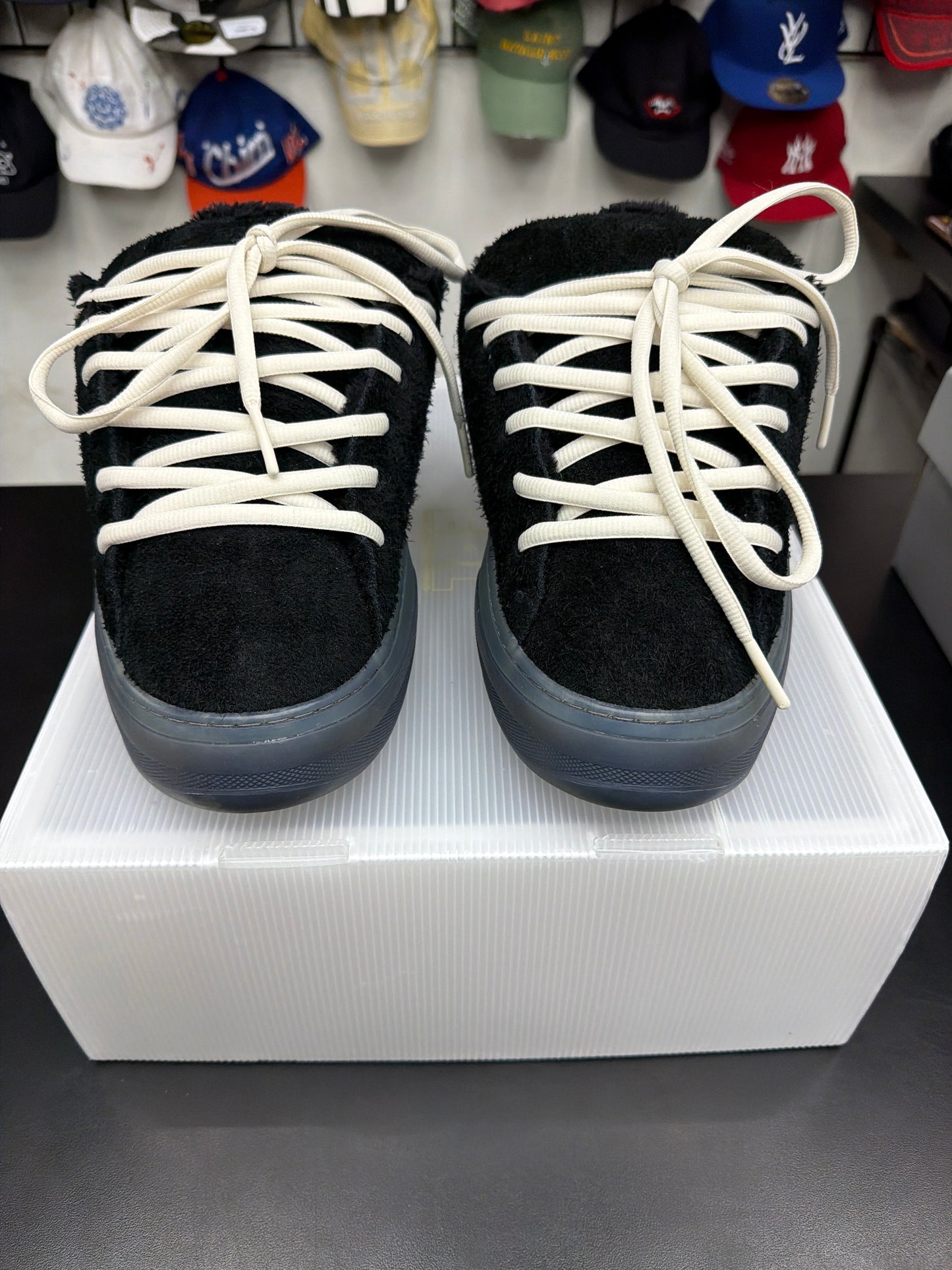 ERL Vamp Black (U) - 44(11)