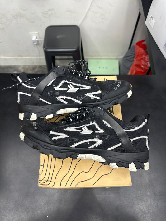 Sicko Hiking Shoe Black/White (U) - 11M**