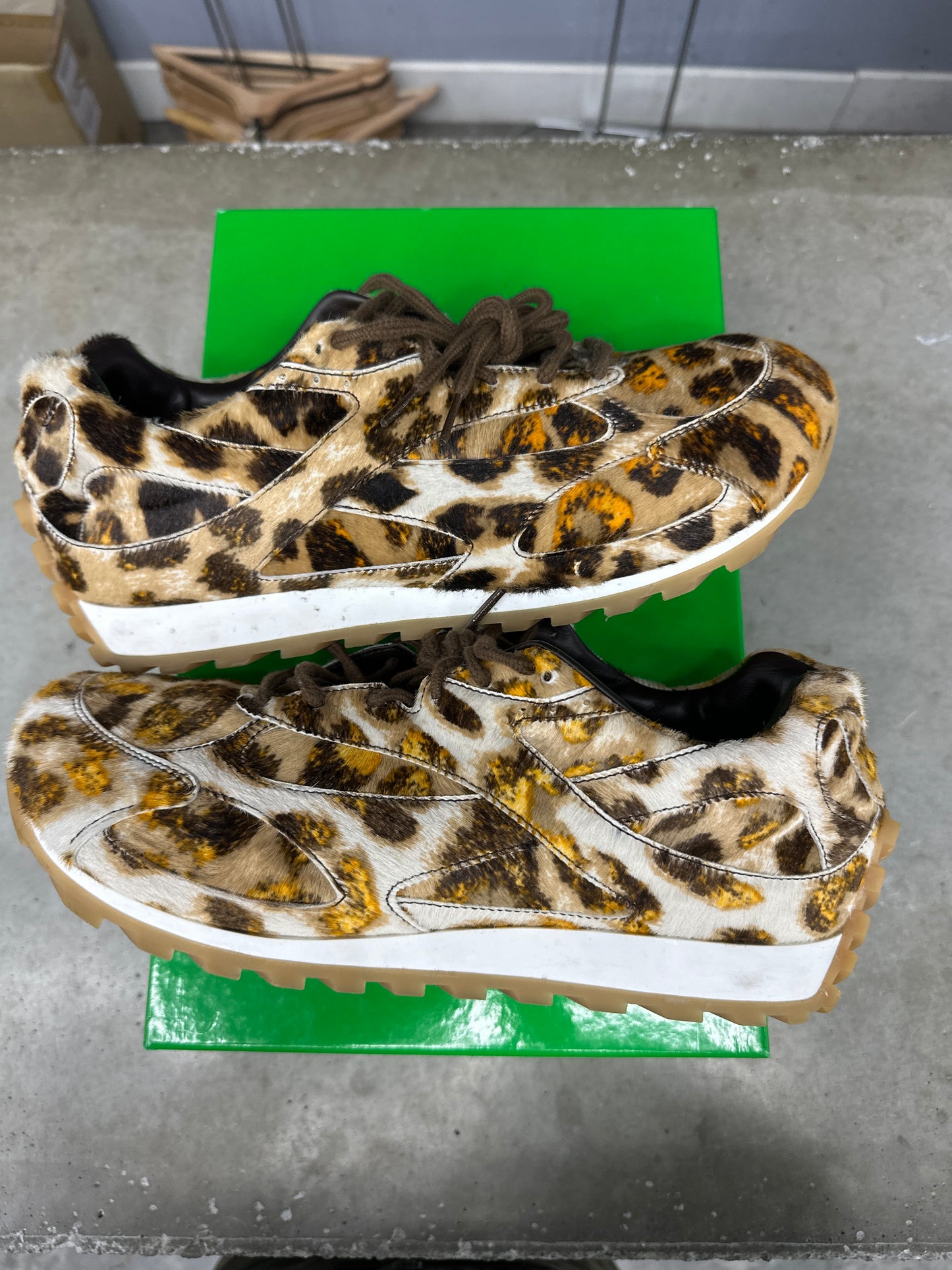 Bottega Orbit Cheetah (U) - 44(11)