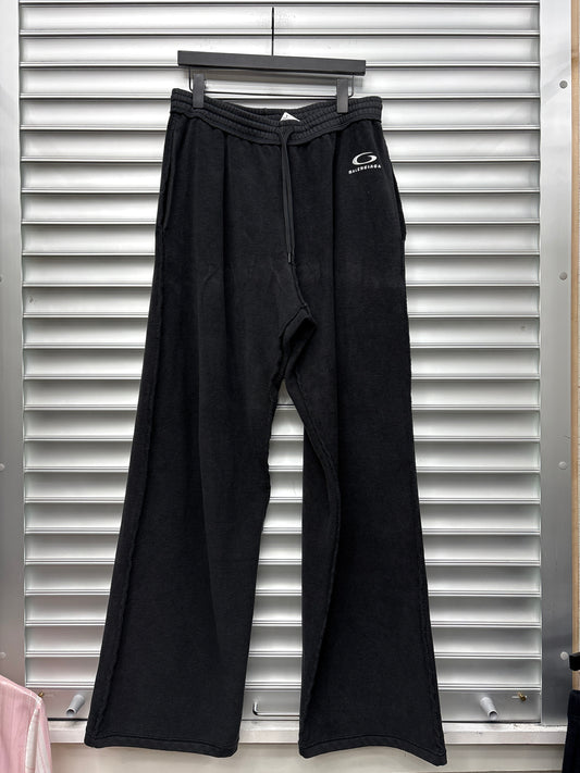 Balenciaga Inside Out Sweatpants - L**