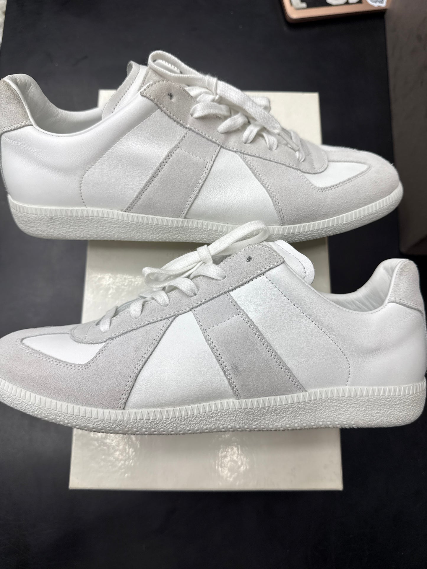 Maison Margiela Replica White (U) - 43.5